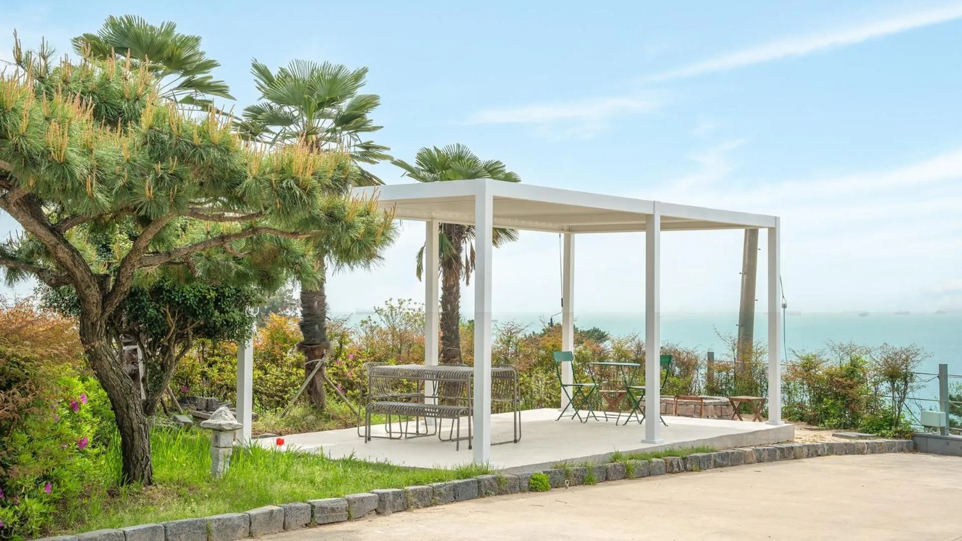 Property building in Namhae Mansion Morak