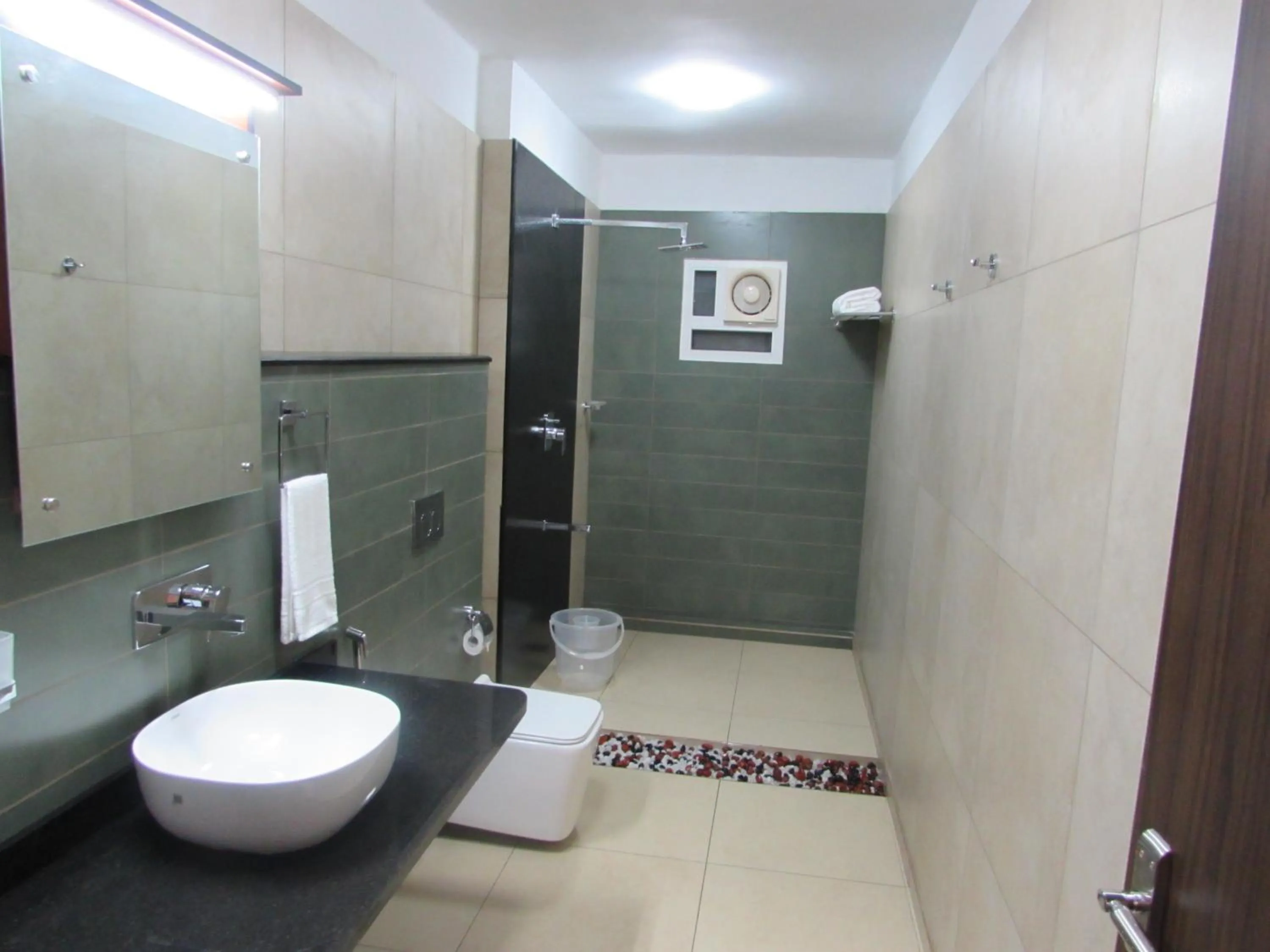 Bathroom in Falcon Crest