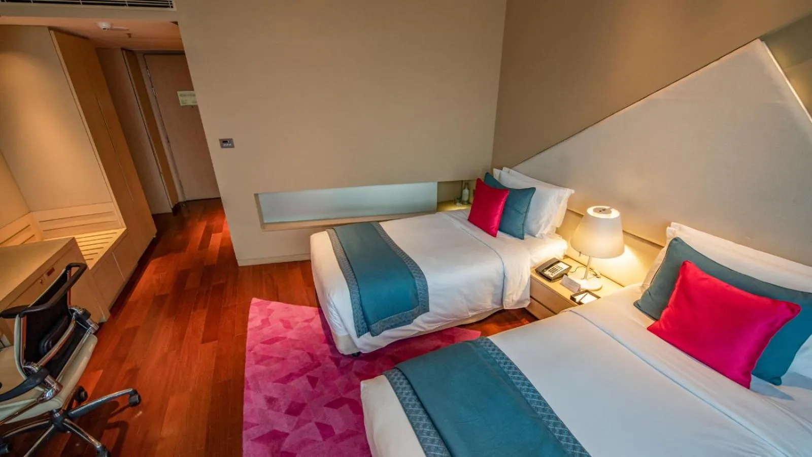 Bed in Vivanta New Delhi, Dwarka