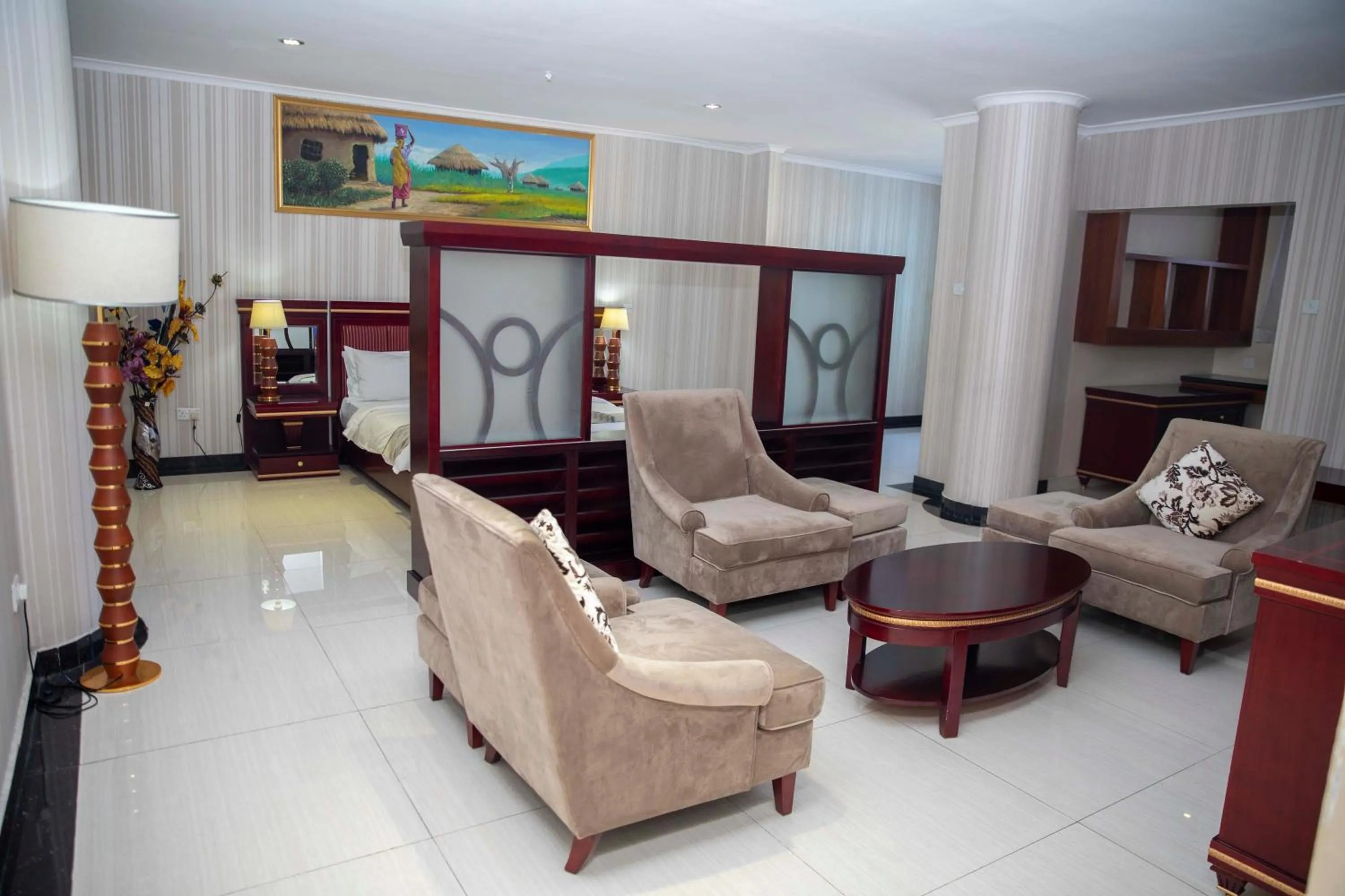 Living room in Peacock Hotel