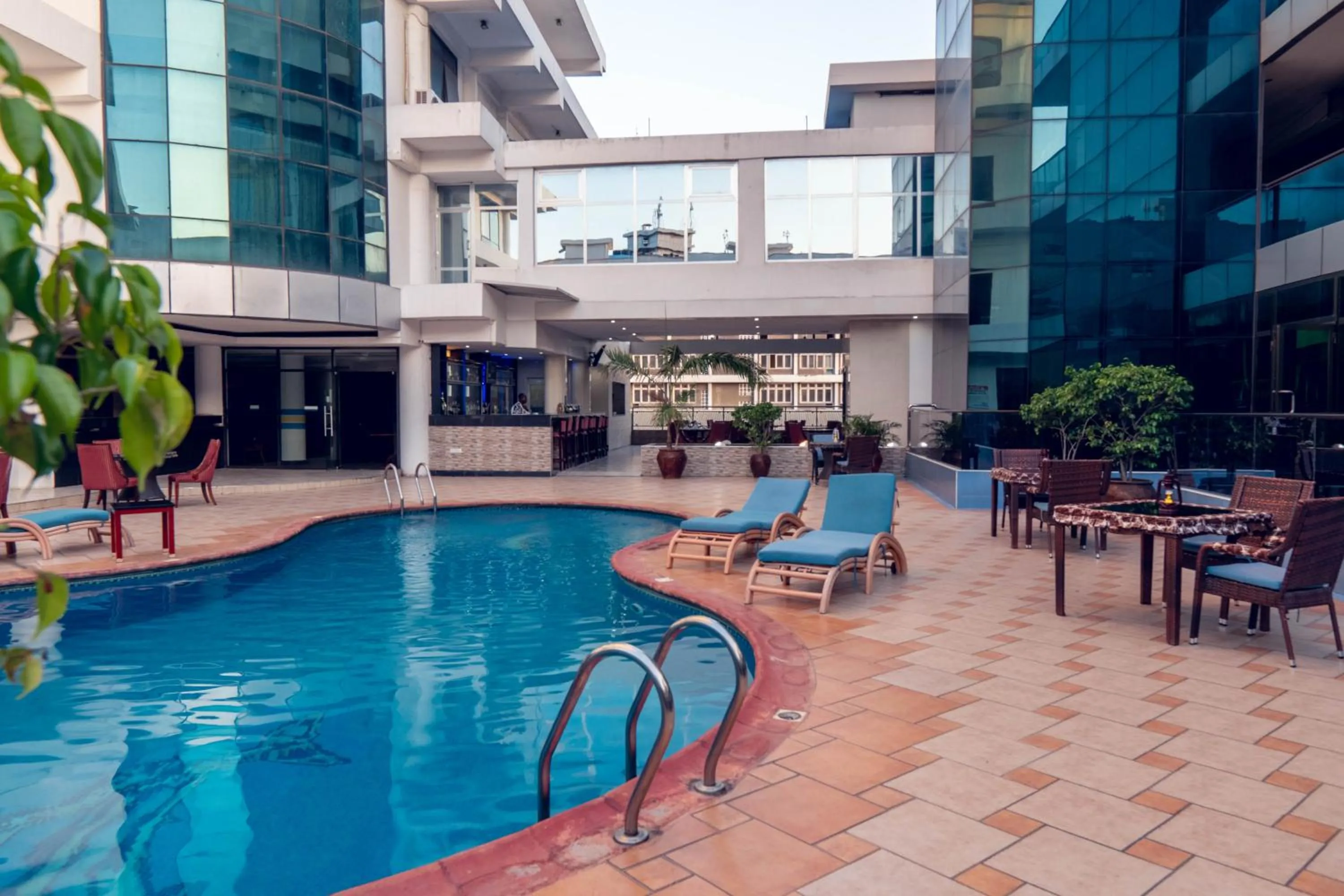 Swimming pool in Peacock Hotel