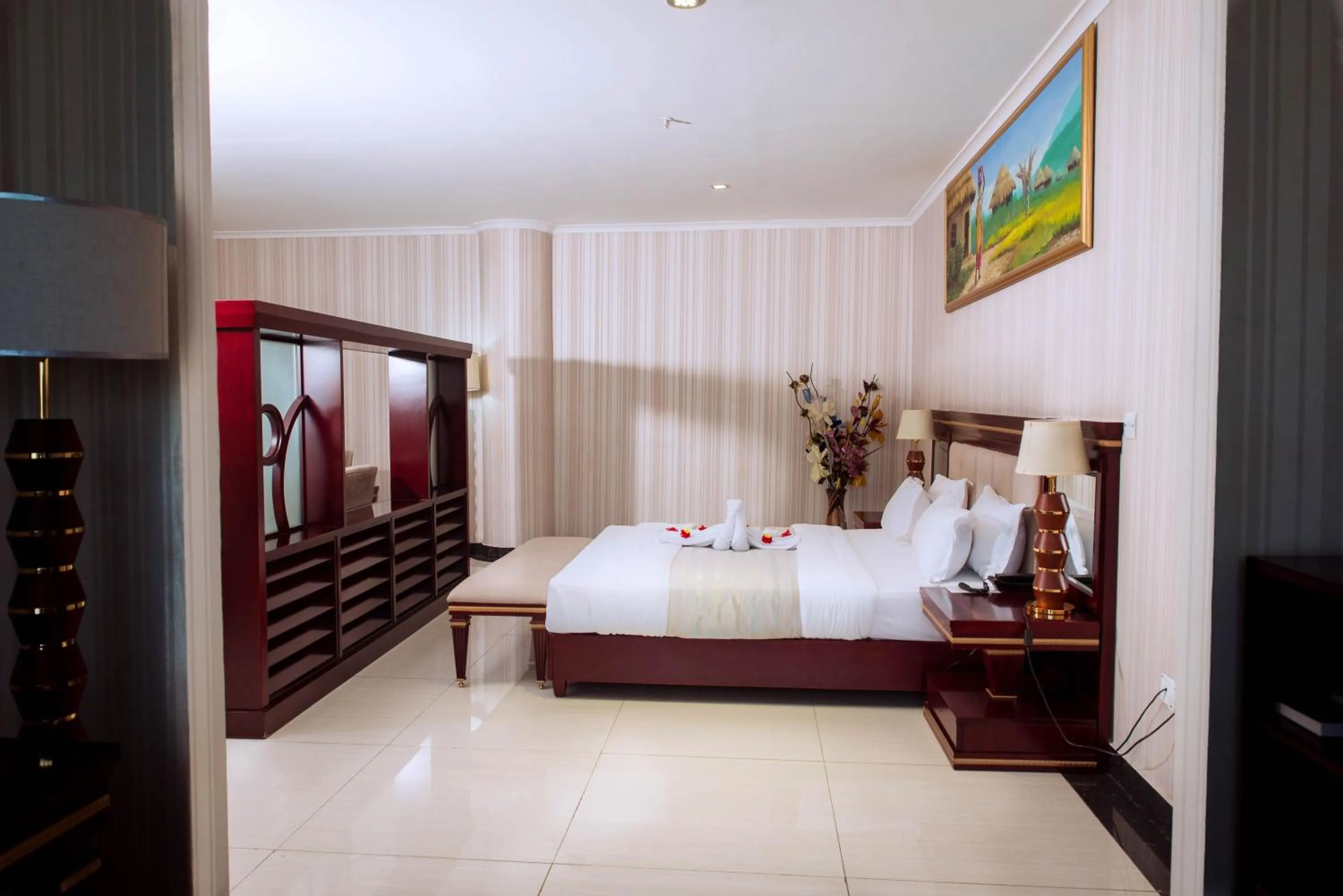 Bedroom in Peacock Hotel