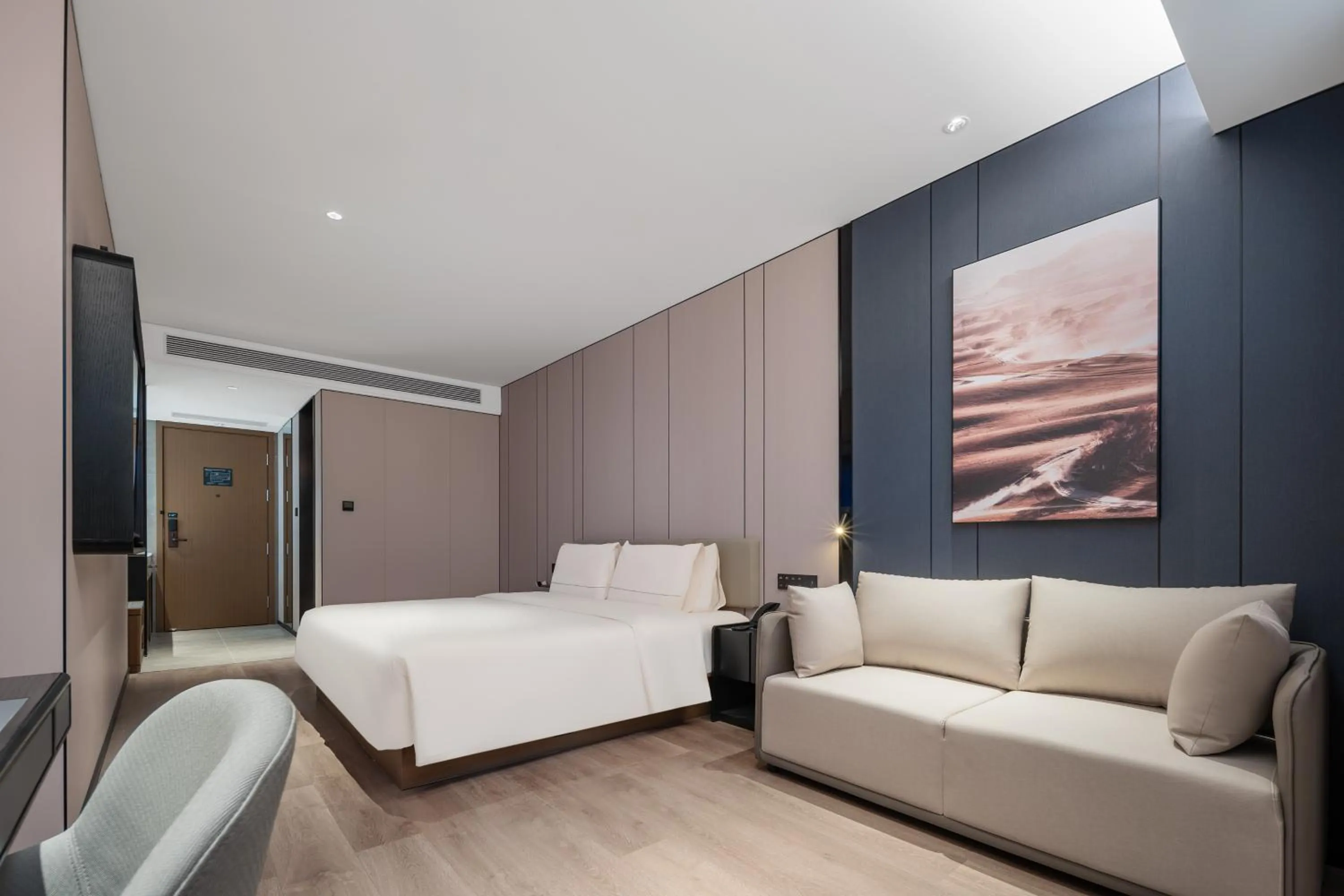 Photo of the whole room in Atour Hotel Chongqing Jiangbei Airport Huanshan Park