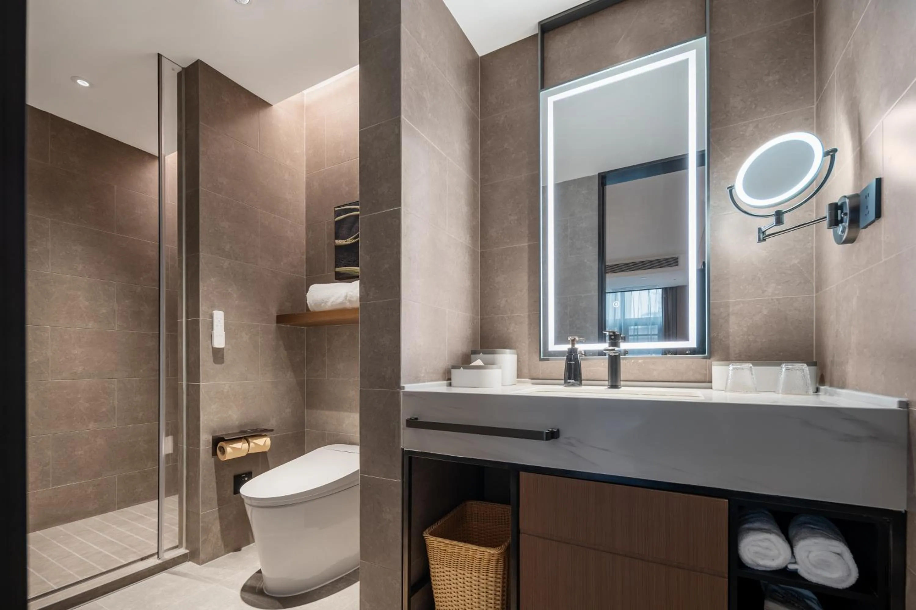 Shower in Atour Hotel Chongqing Jiangbei Airport Huanshan Park