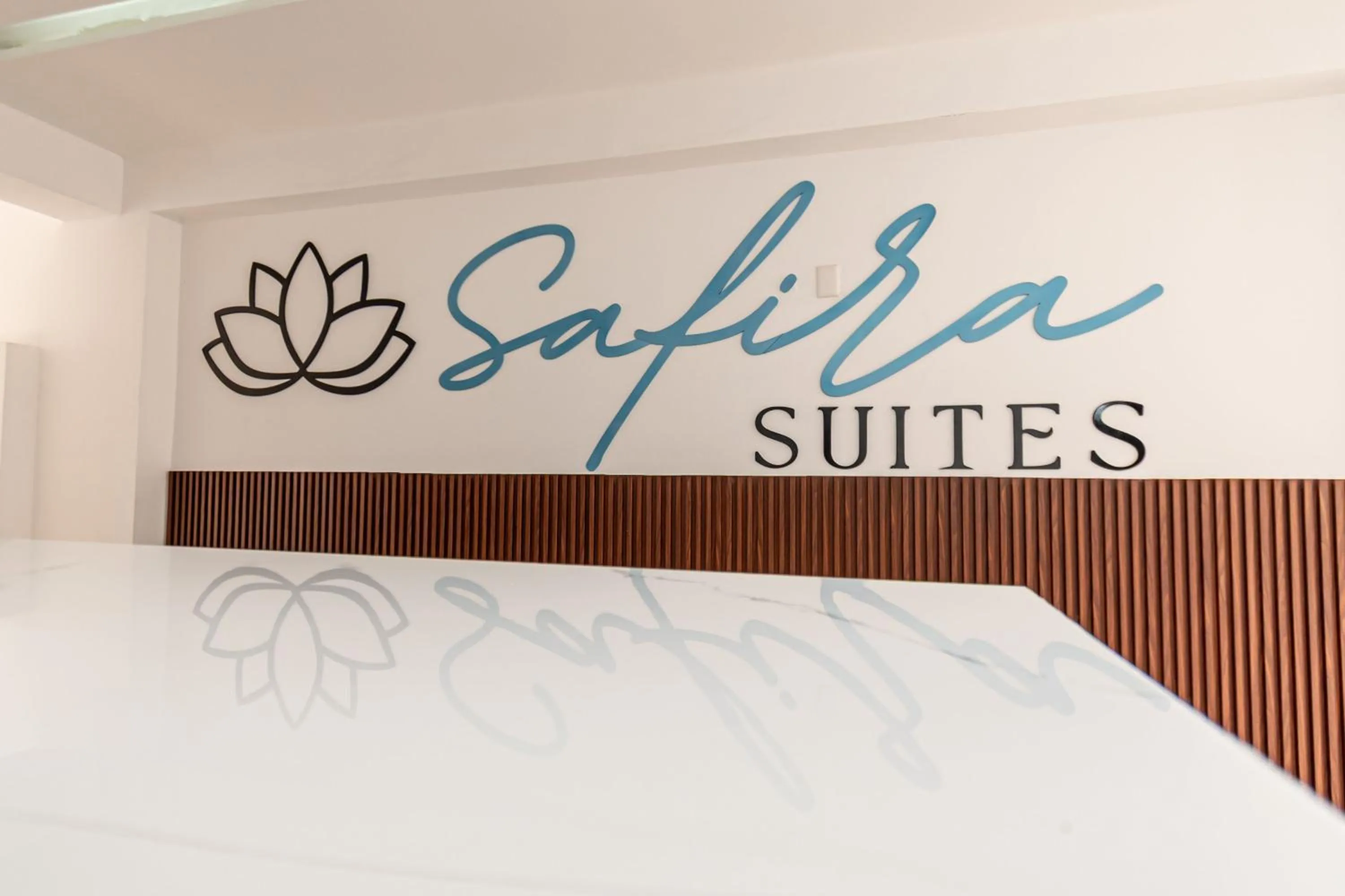 Lobby or reception in Safiro Suites Guayabitos Apartments - Adults Only