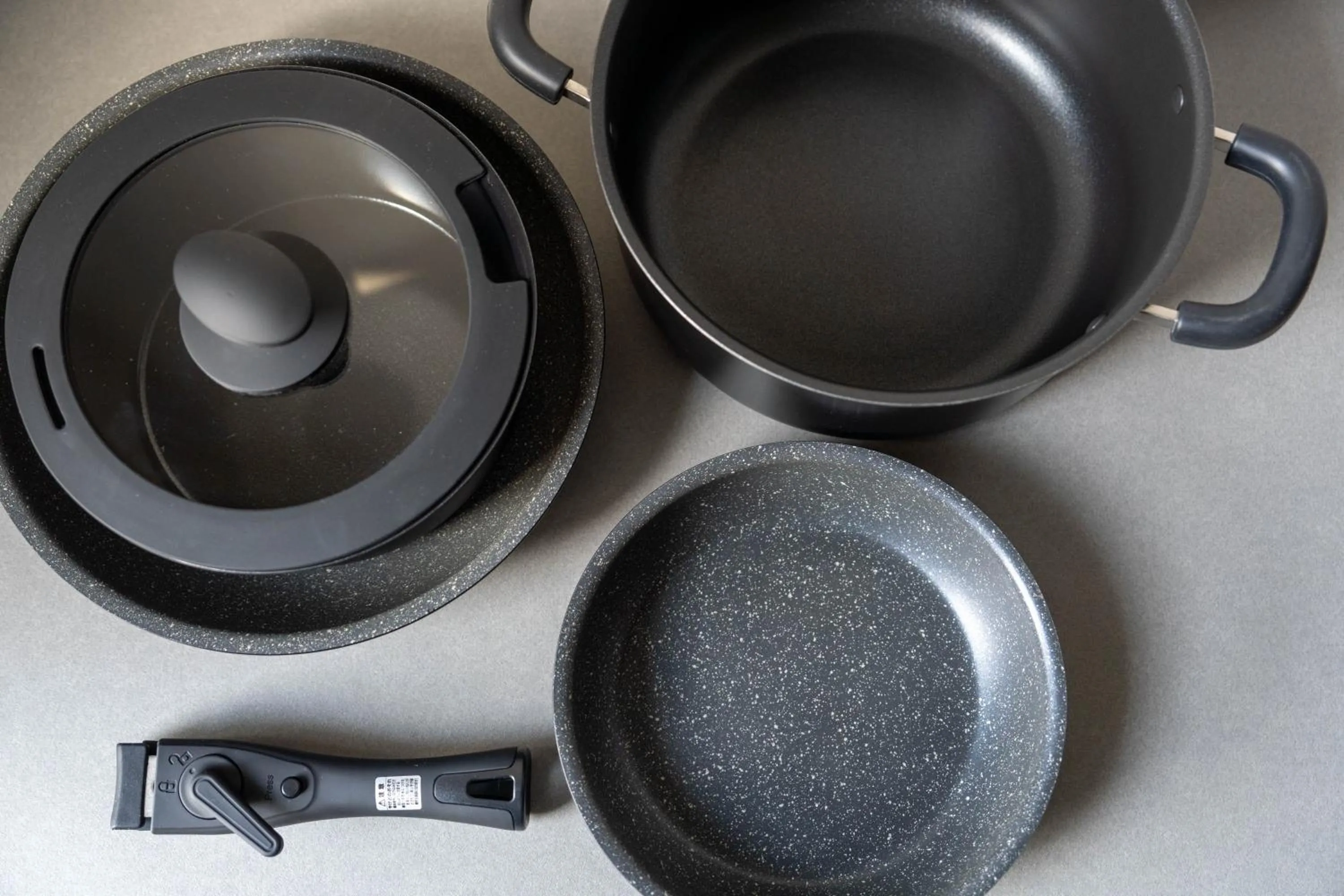 Kitchen or kitchenette in Zabo Hills 305