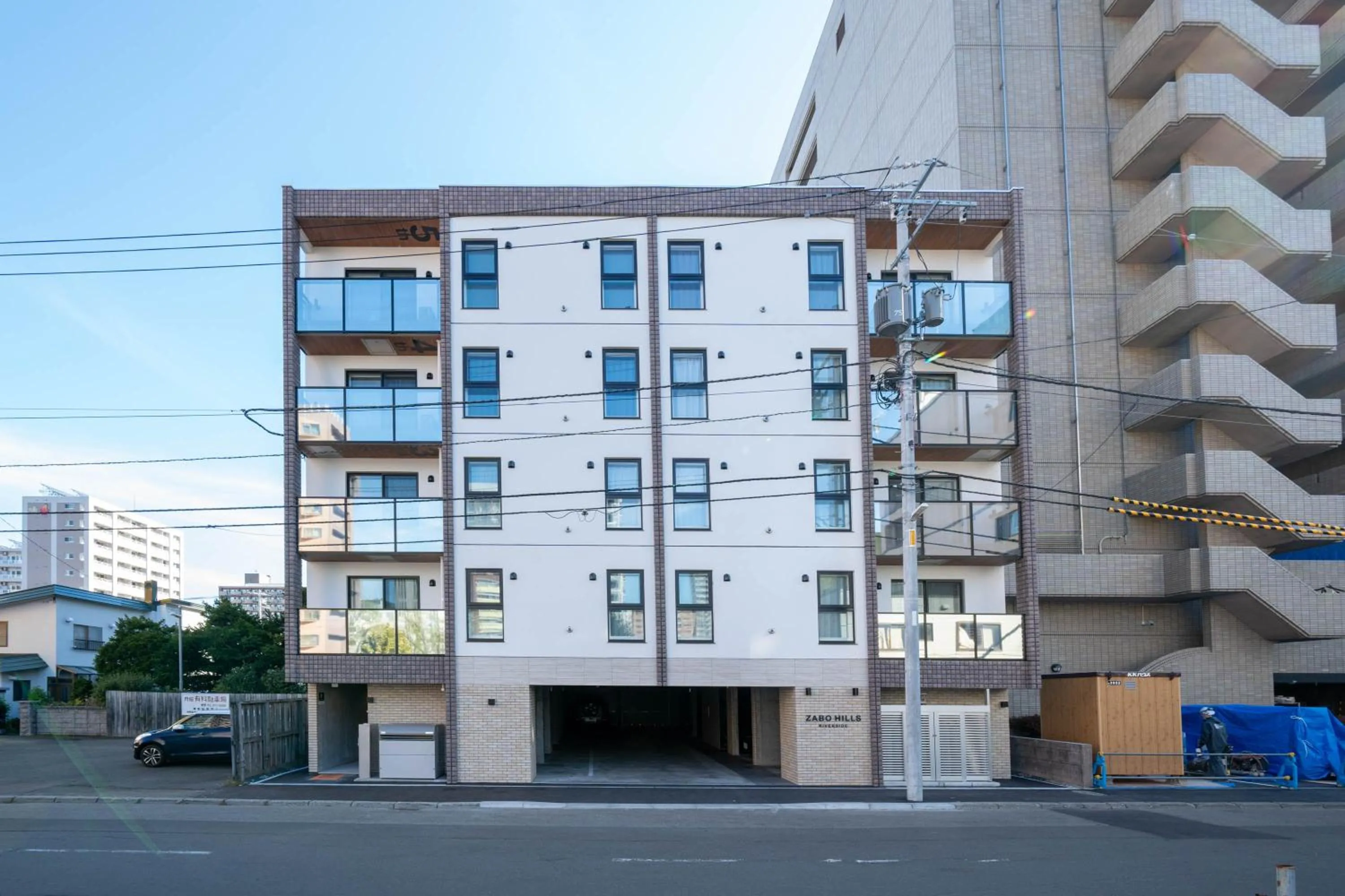 Property building in Zabo Hills 305