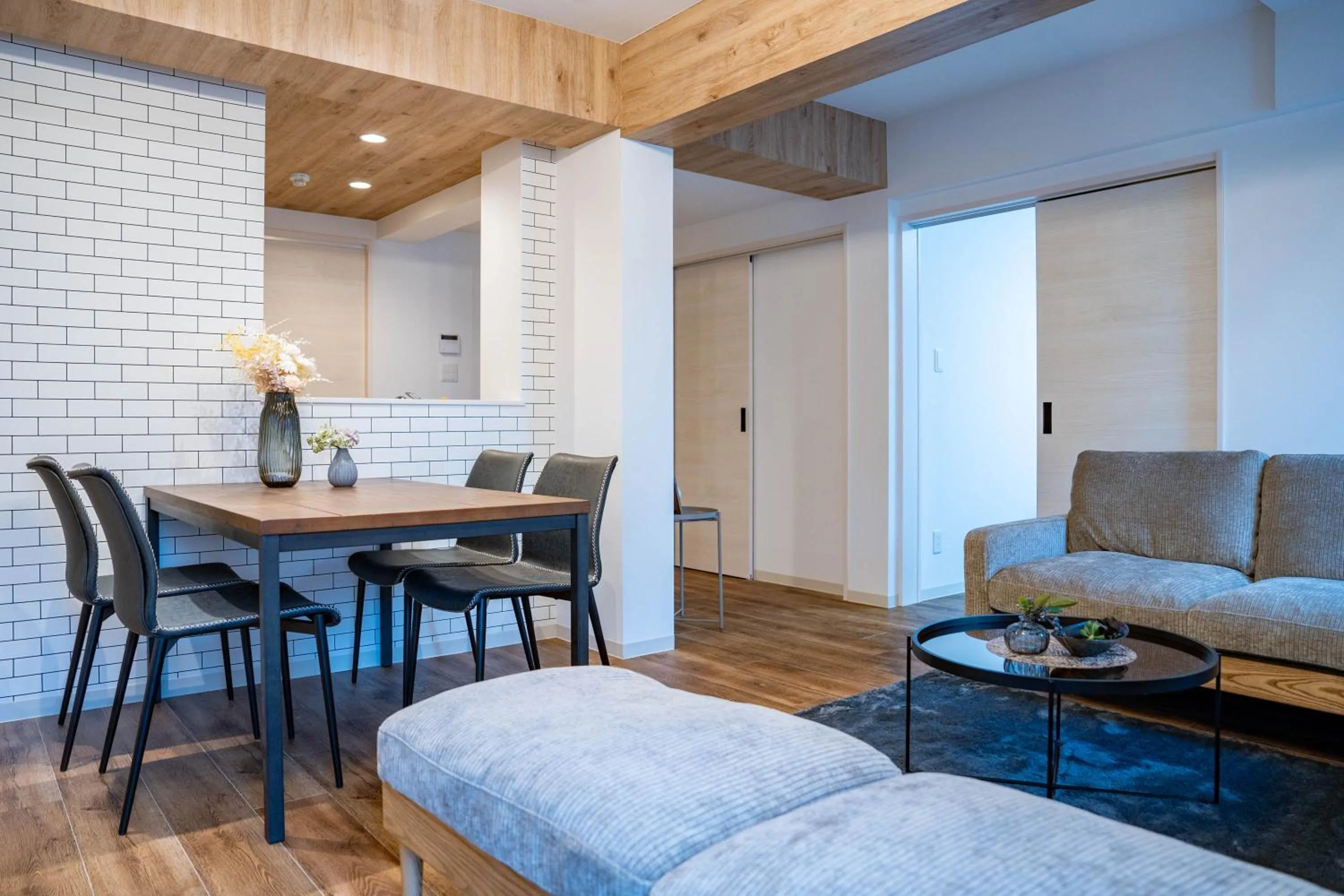 Dining area in Zabo Hills 305