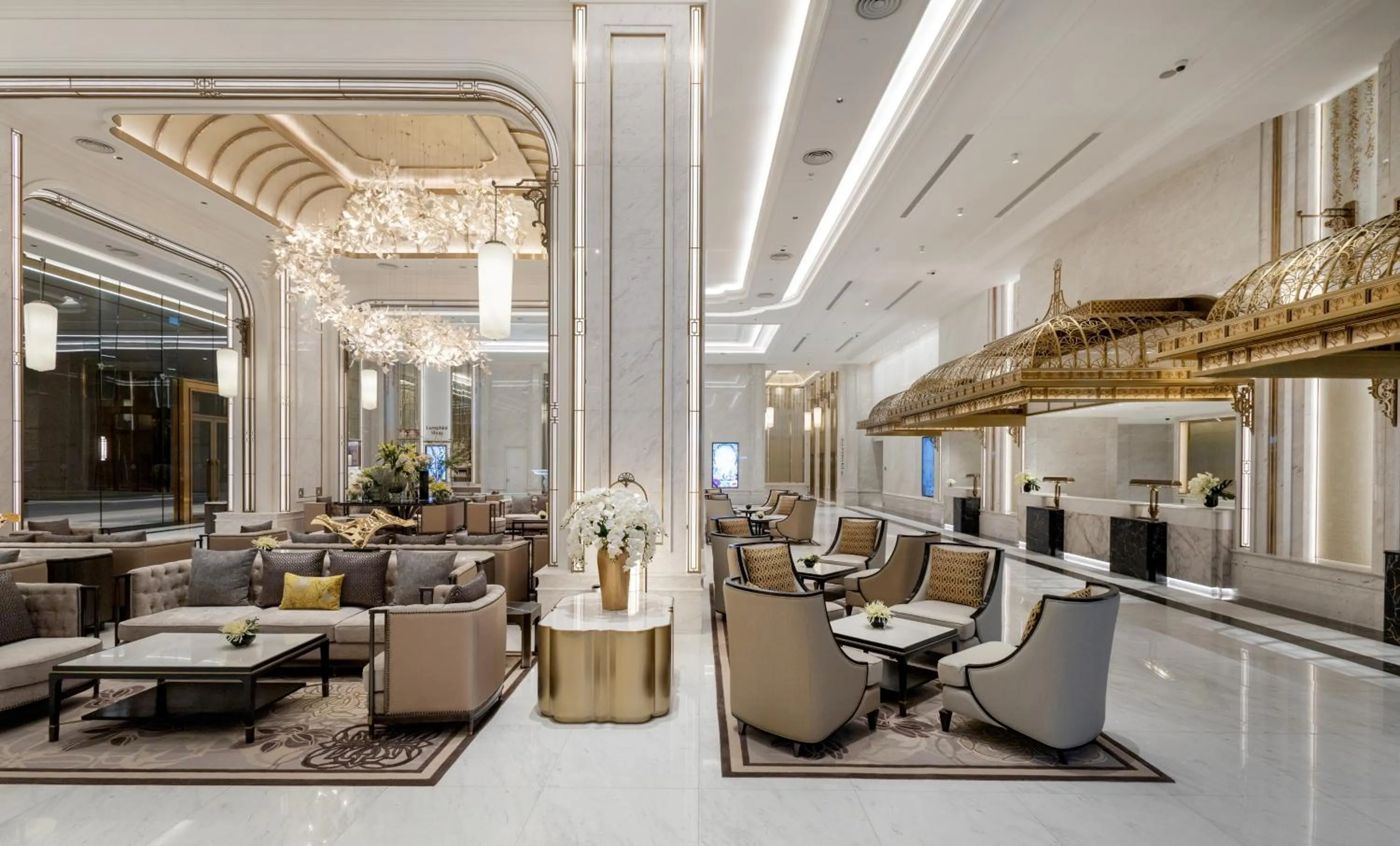 Lobby or reception in Grande Centre Point Lumphini Bangkok