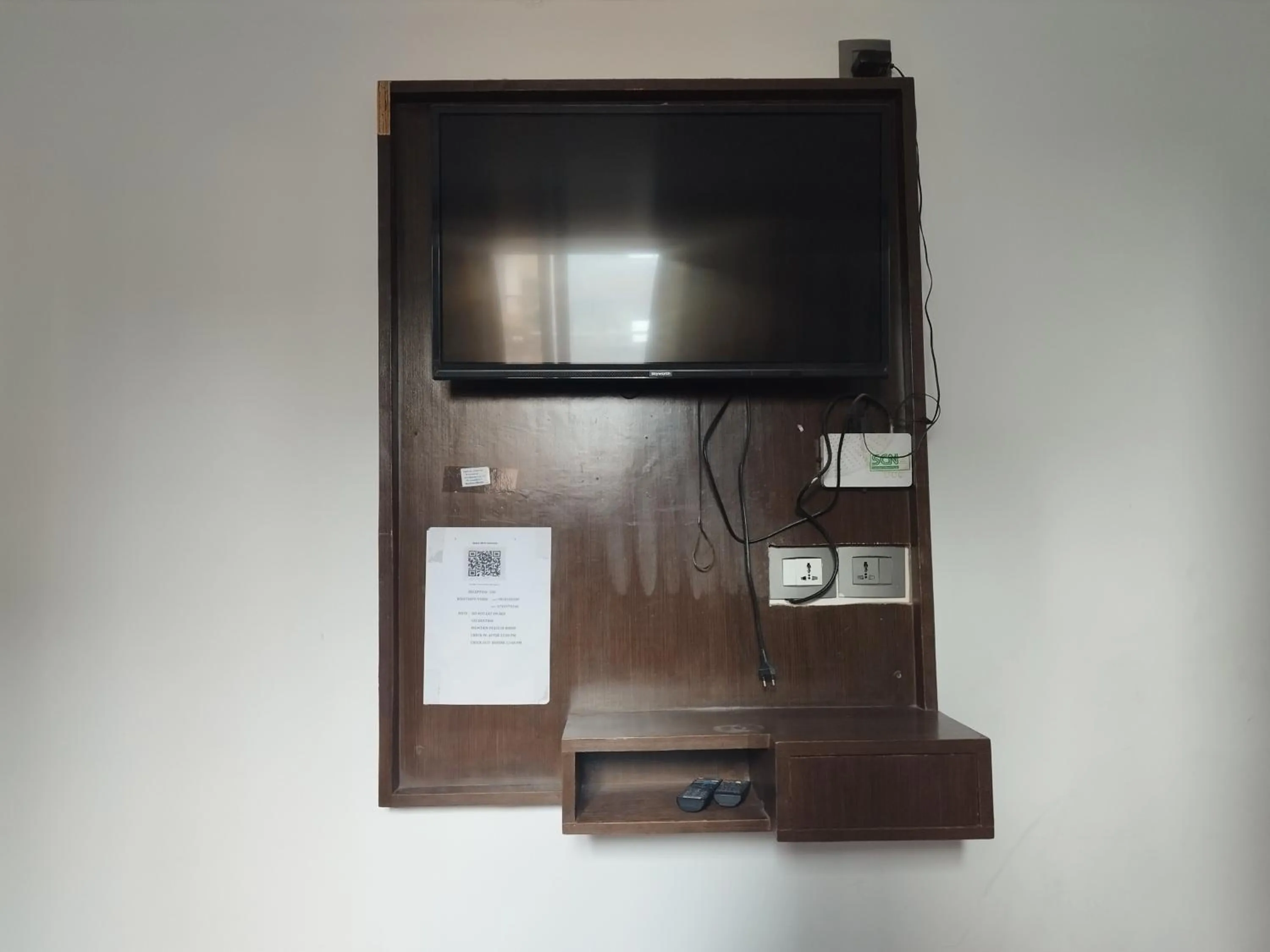 TV and multimedia in Hotel De Universal