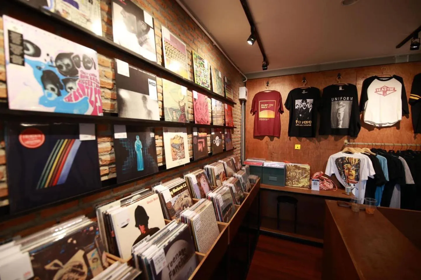 Neighbourhood in The Yard Bangkok Hostel