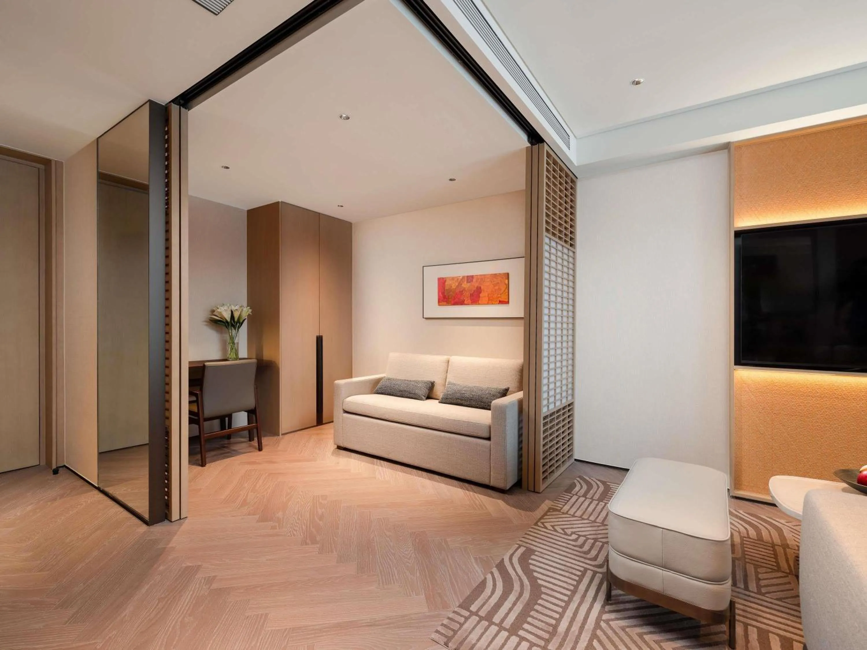 Bedroom, Bed in Ming Hotel Nanjing - MGallery Collection
