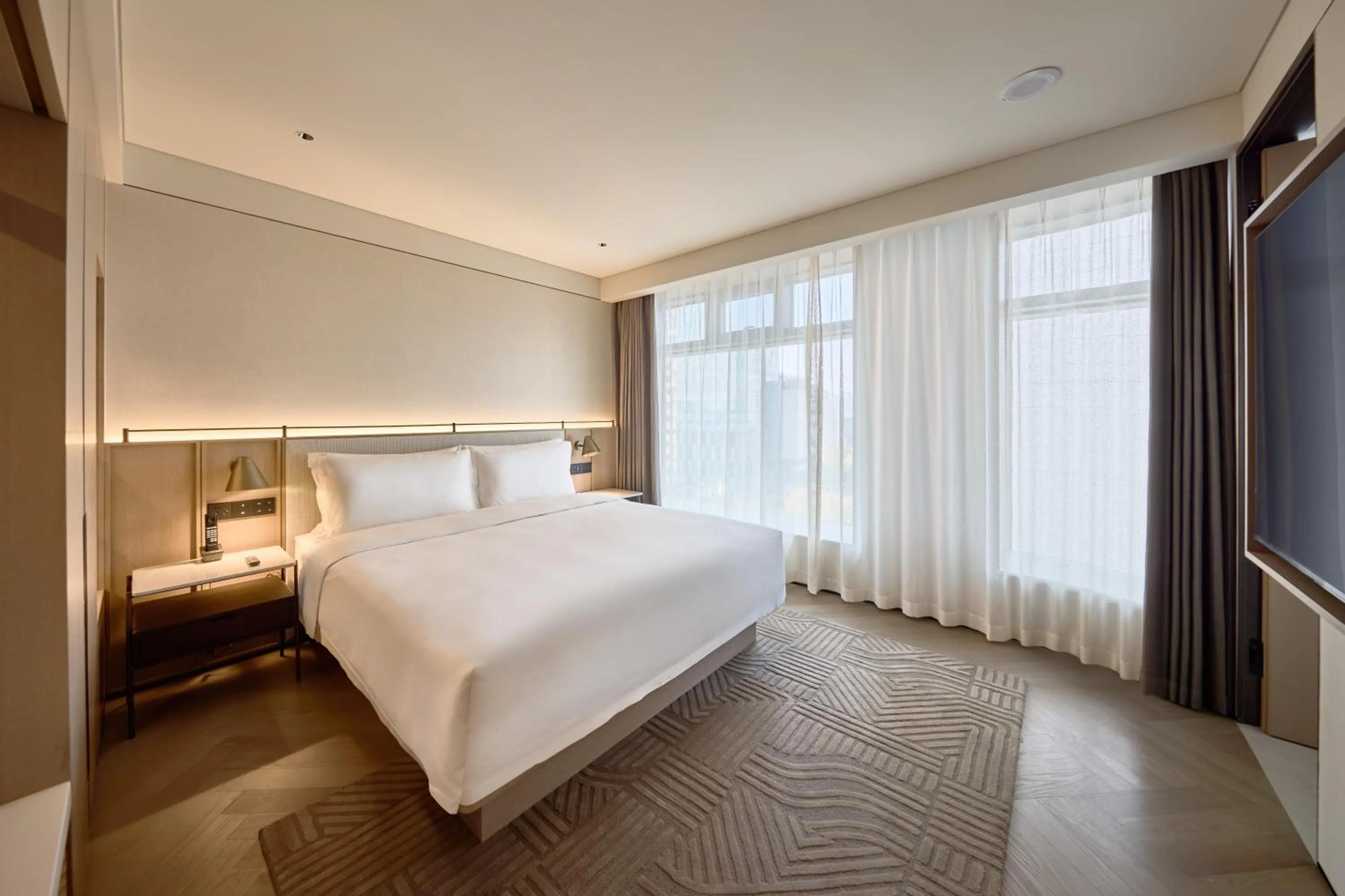 View (from property/room), Bed in Ming Hotel Nanjing - MGallery Collection