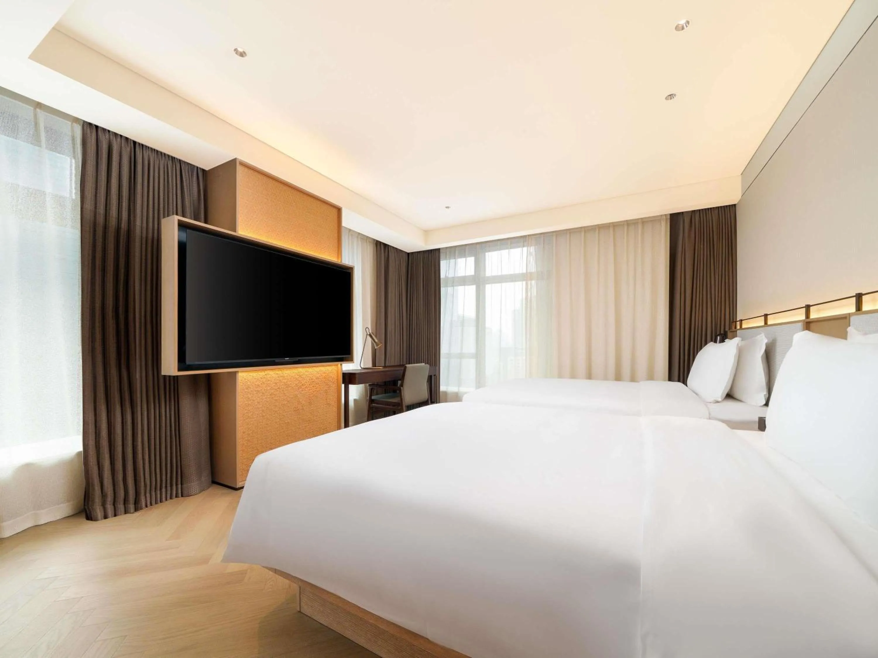 Bedroom, Bed in Ming Hotel Nanjing - MGallery Collection