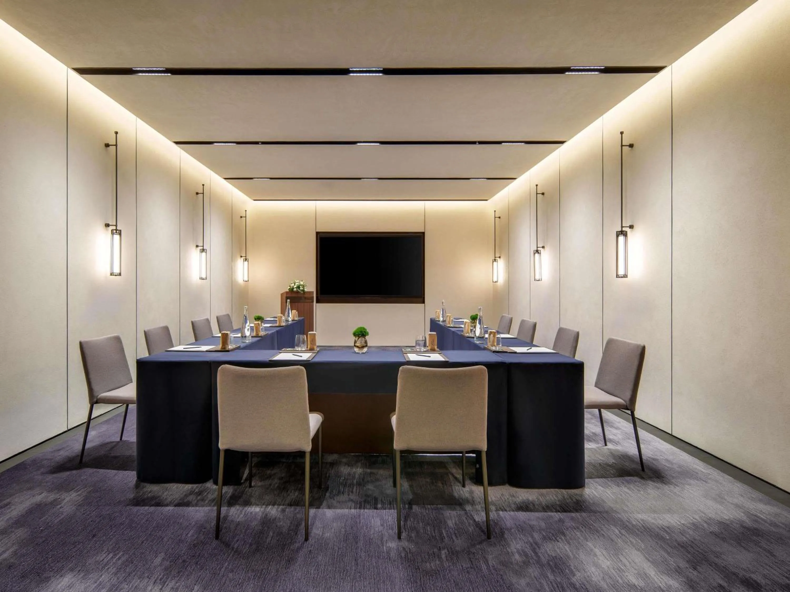 Meeting/conference room in Ming Hotel Nanjing - MGallery Collection