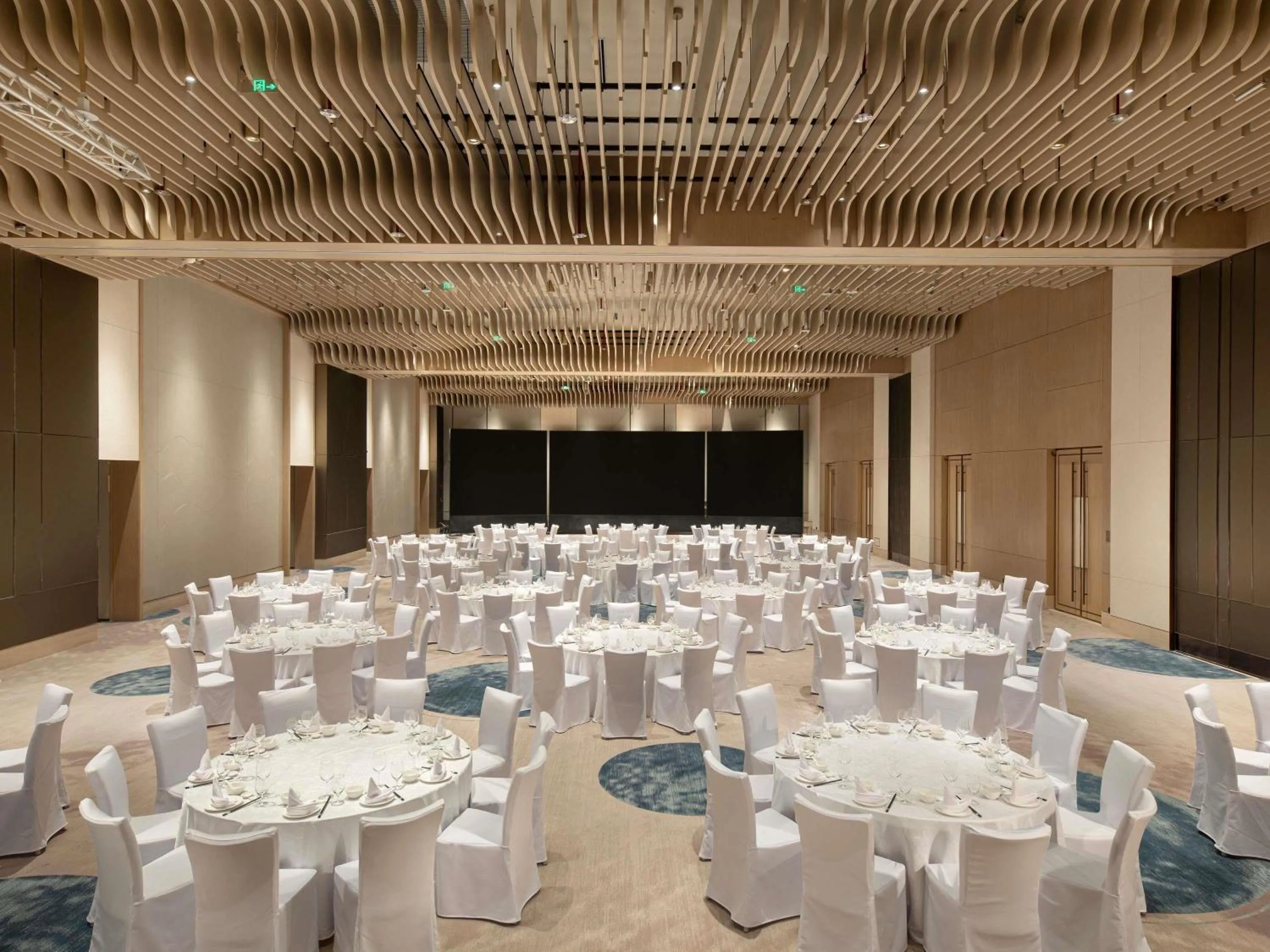 Meeting/conference room in Dangkou Ancient Town Hotel Wuxi MGallery Collection