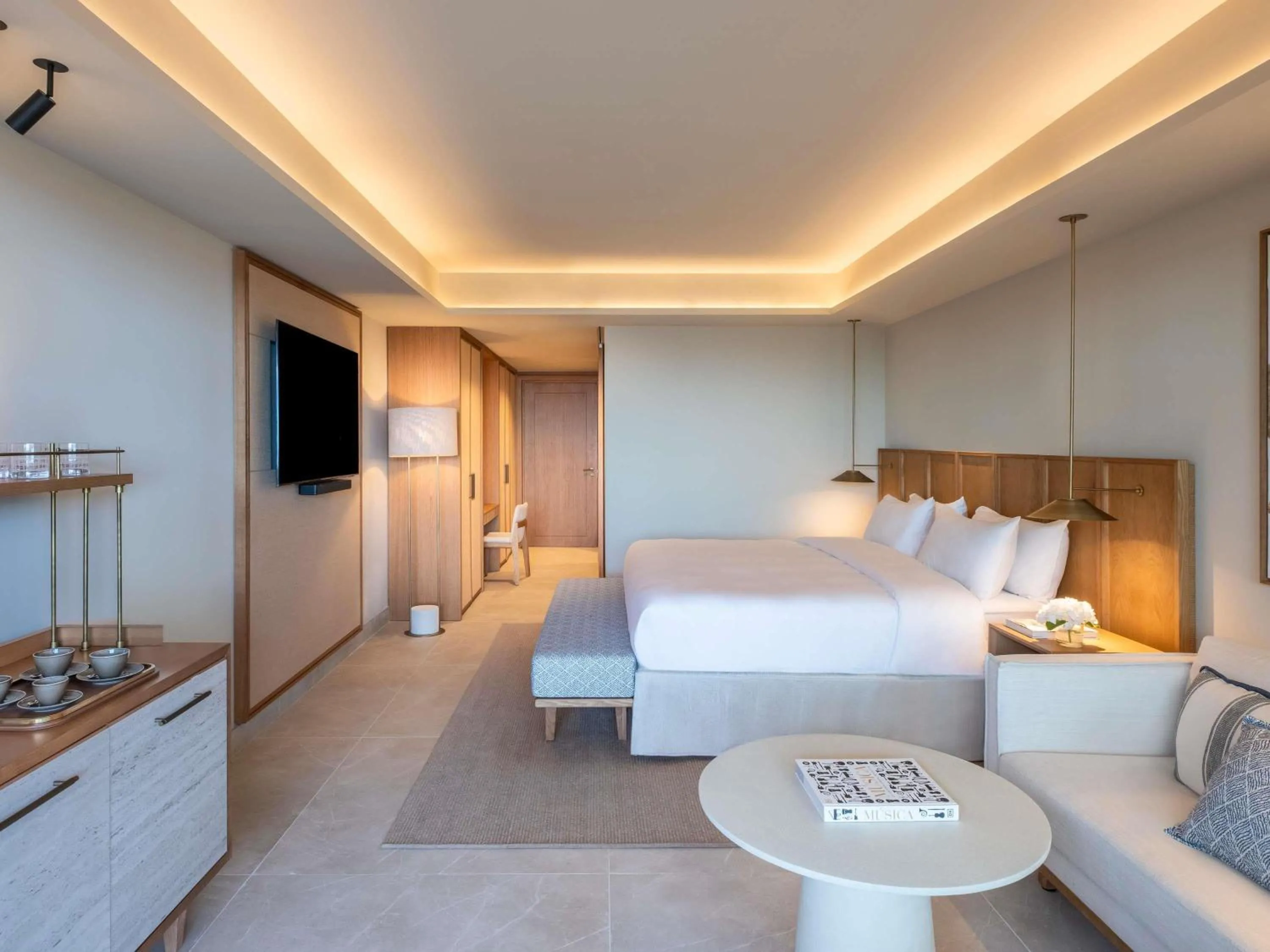 Bedroom, Bed in Fairmont La Hacienda Costa del Sol