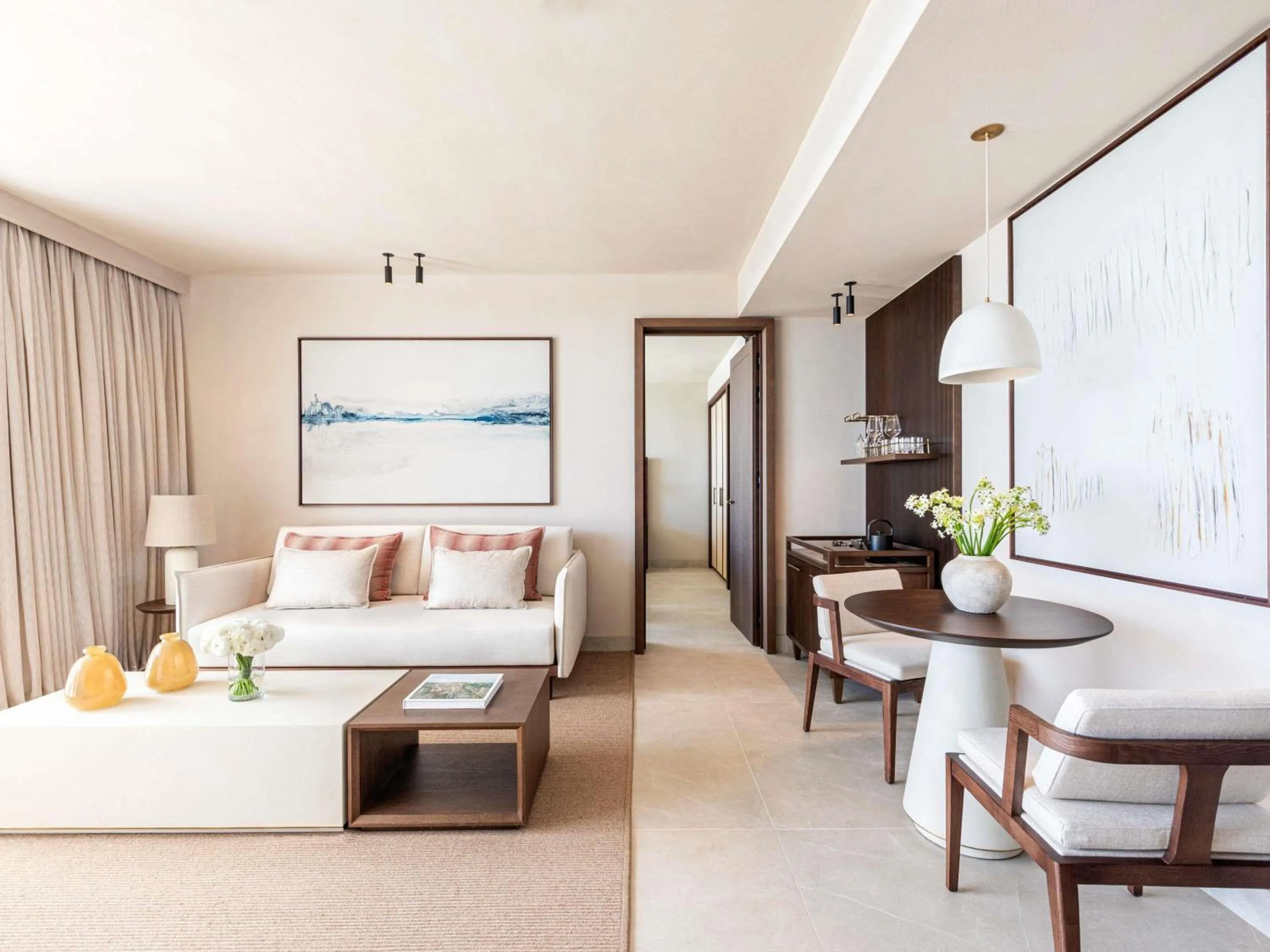 Bedroom, Bed in Fairmont La Hacienda Costa del Sol