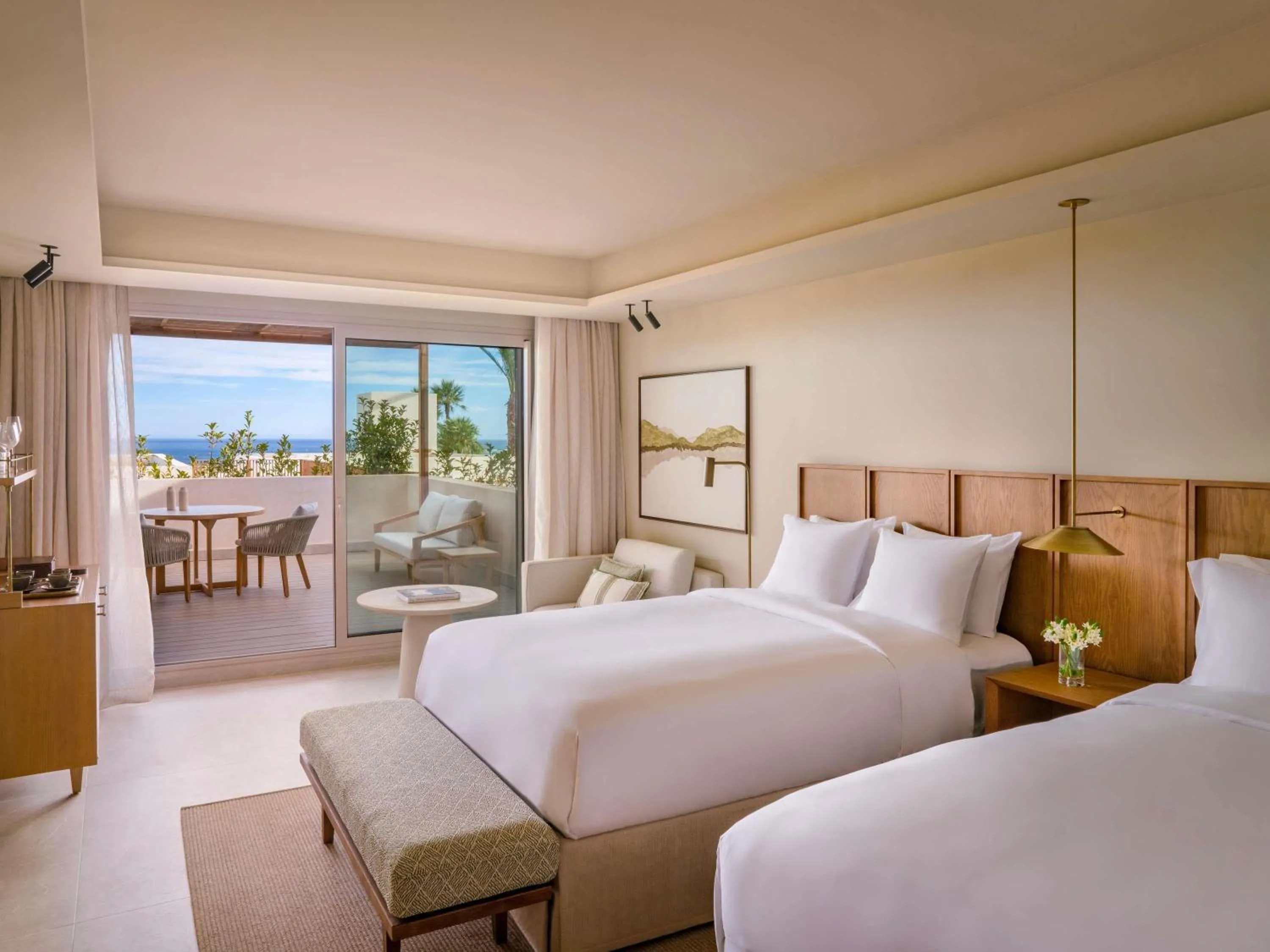 Bedroom, Bed in Fairmont La Hacienda Costa del Sol