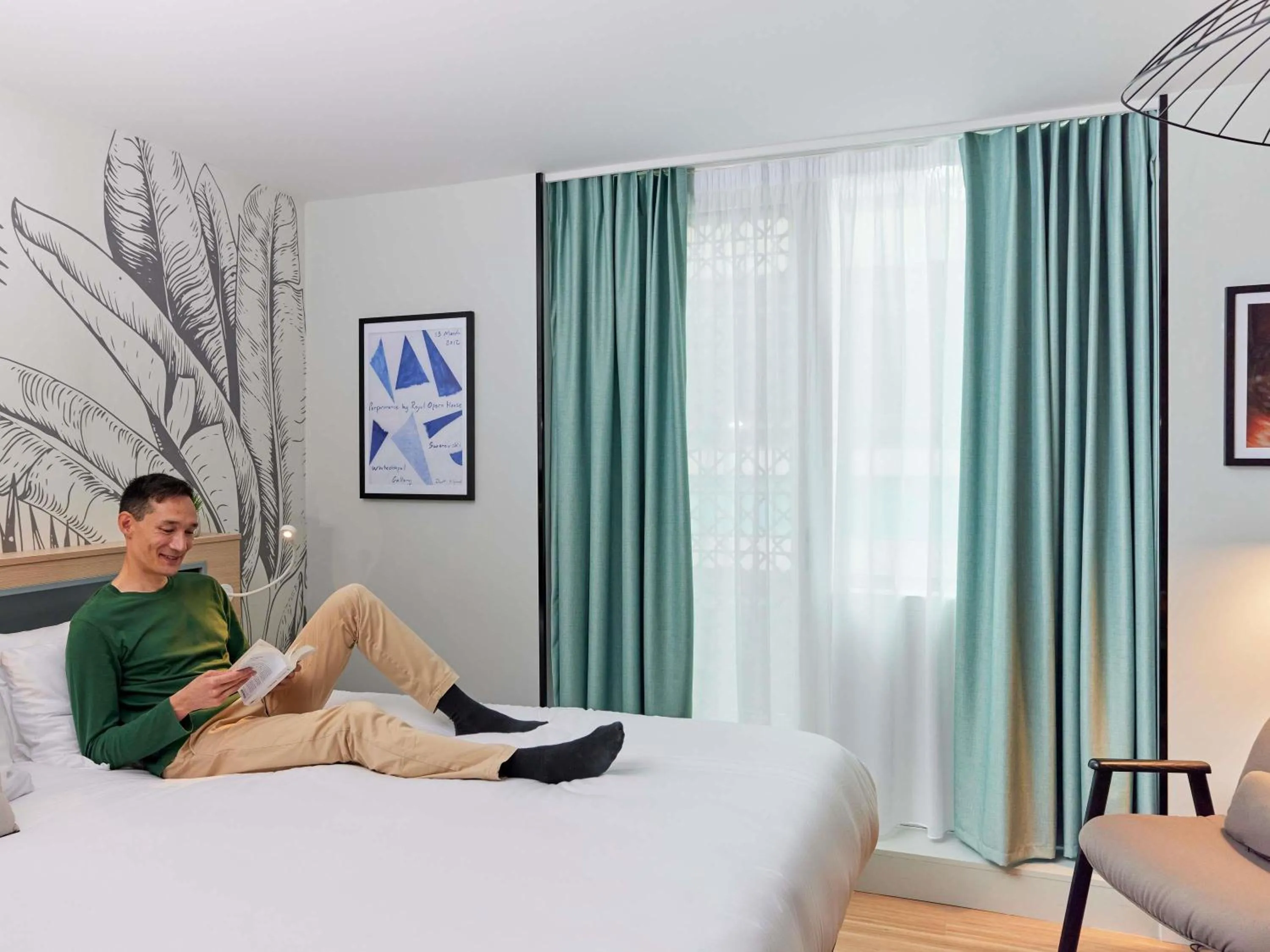 Bedroom, Bed in Aparthotel Adagio London City East