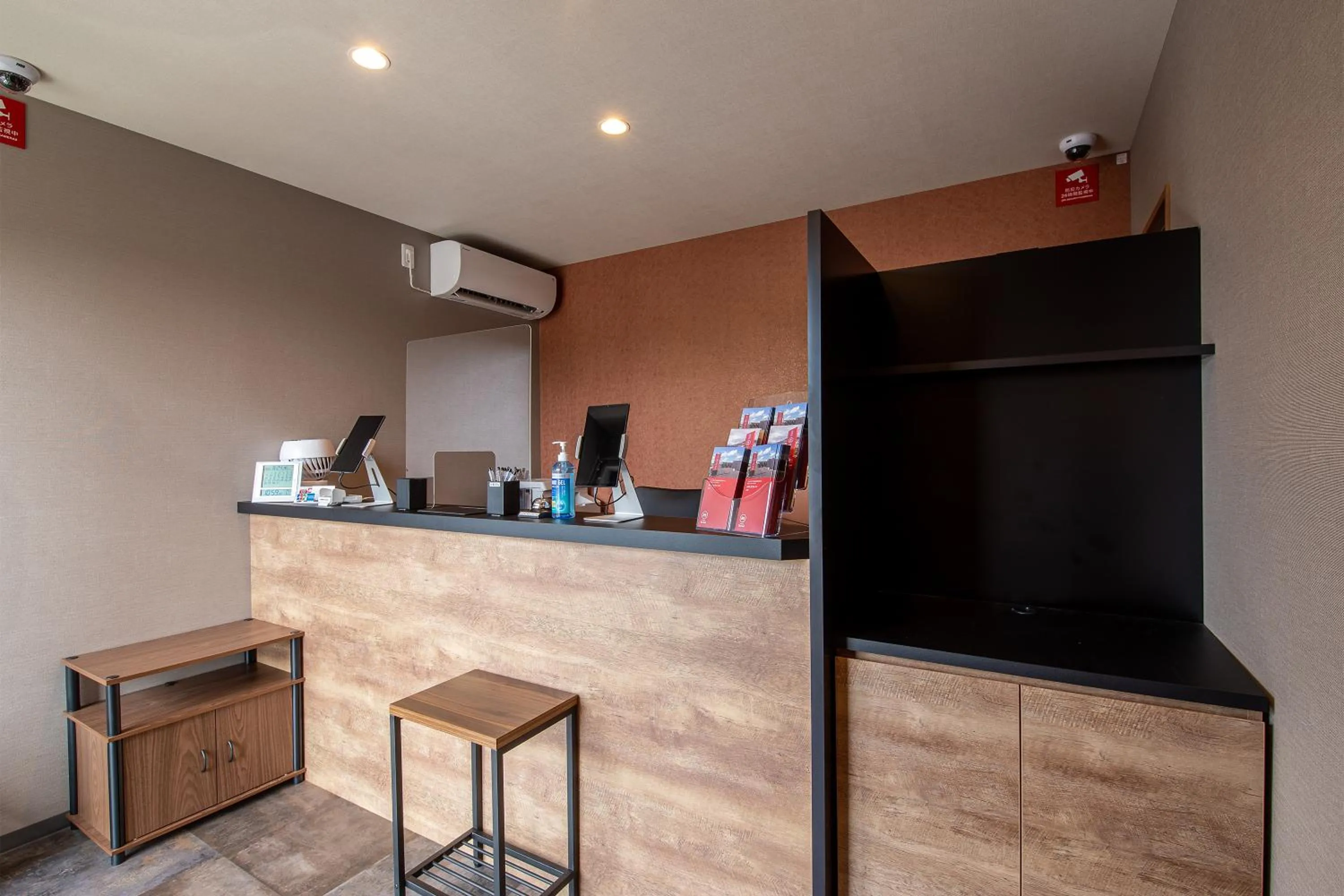 Lobby or reception in HOTEL R9 The Yard Maebashi