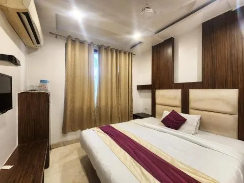 Hotel A-10 International