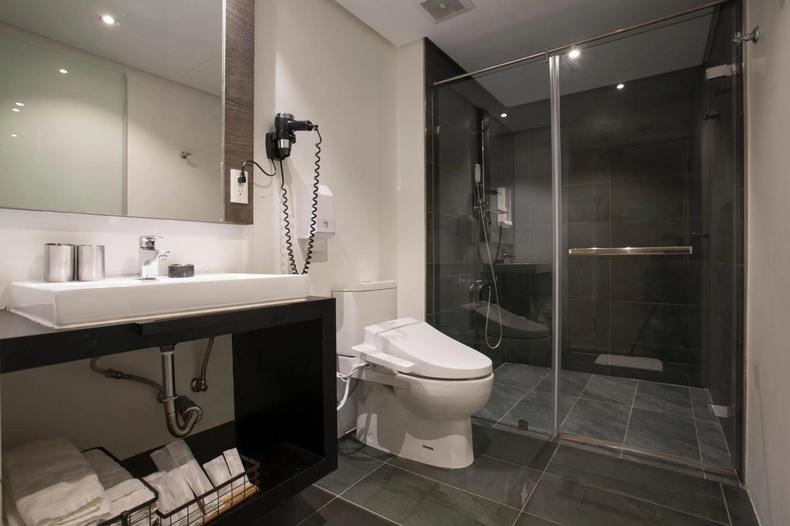 Bathroom in P&F Hotel