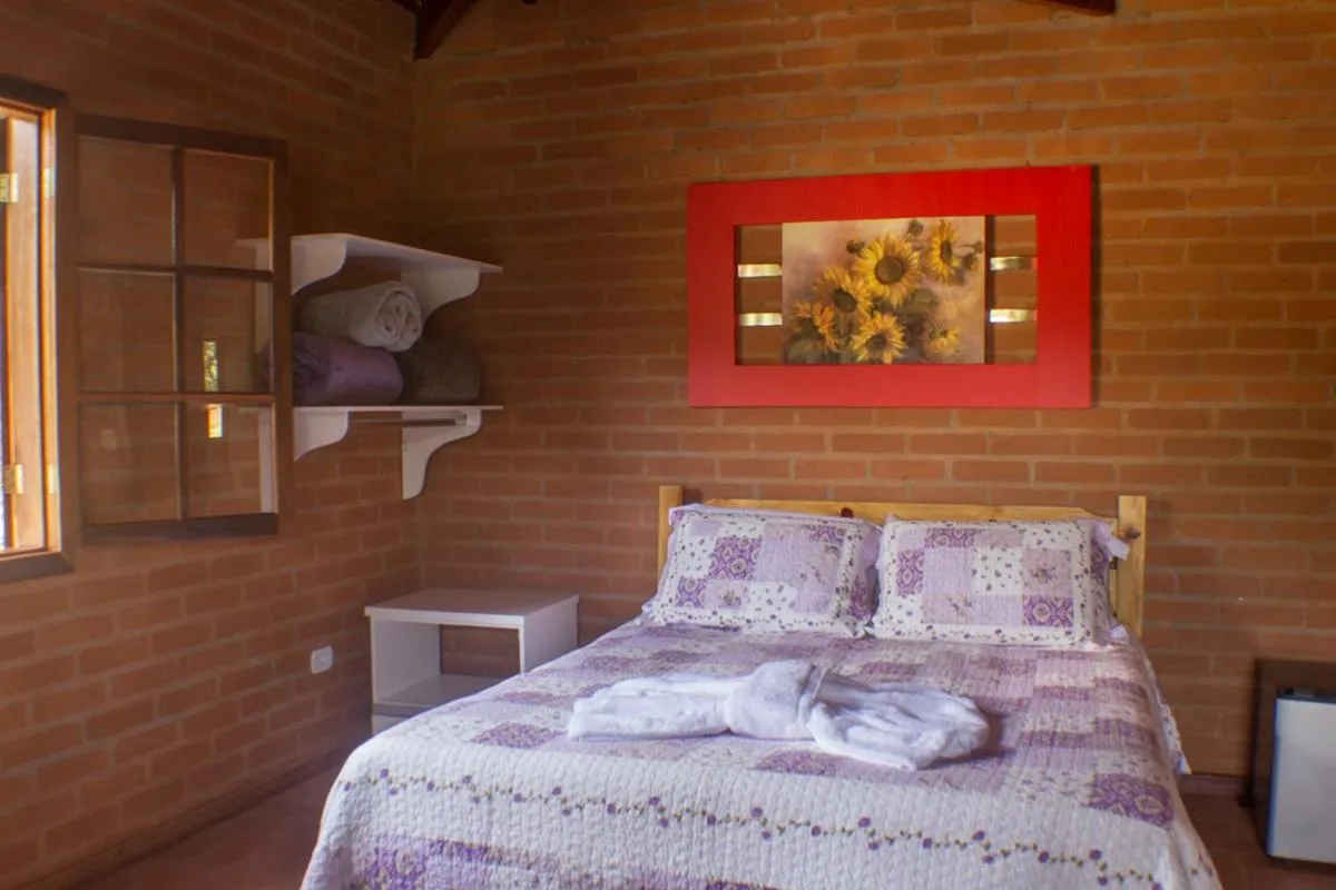 Photo of the whole room, Bed in Espaço Recanto do Pico