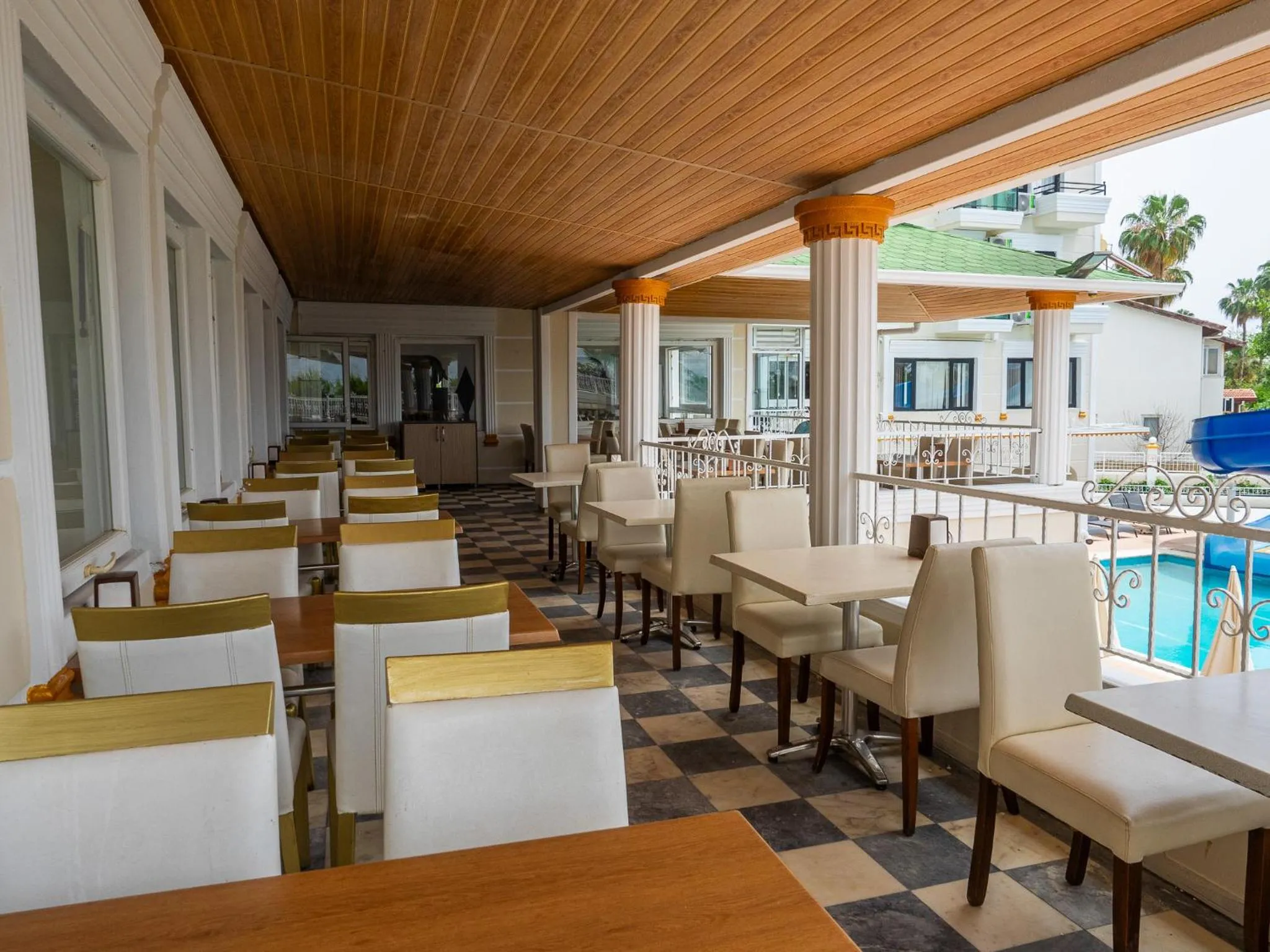 SUN FIRE BEACH Hotel