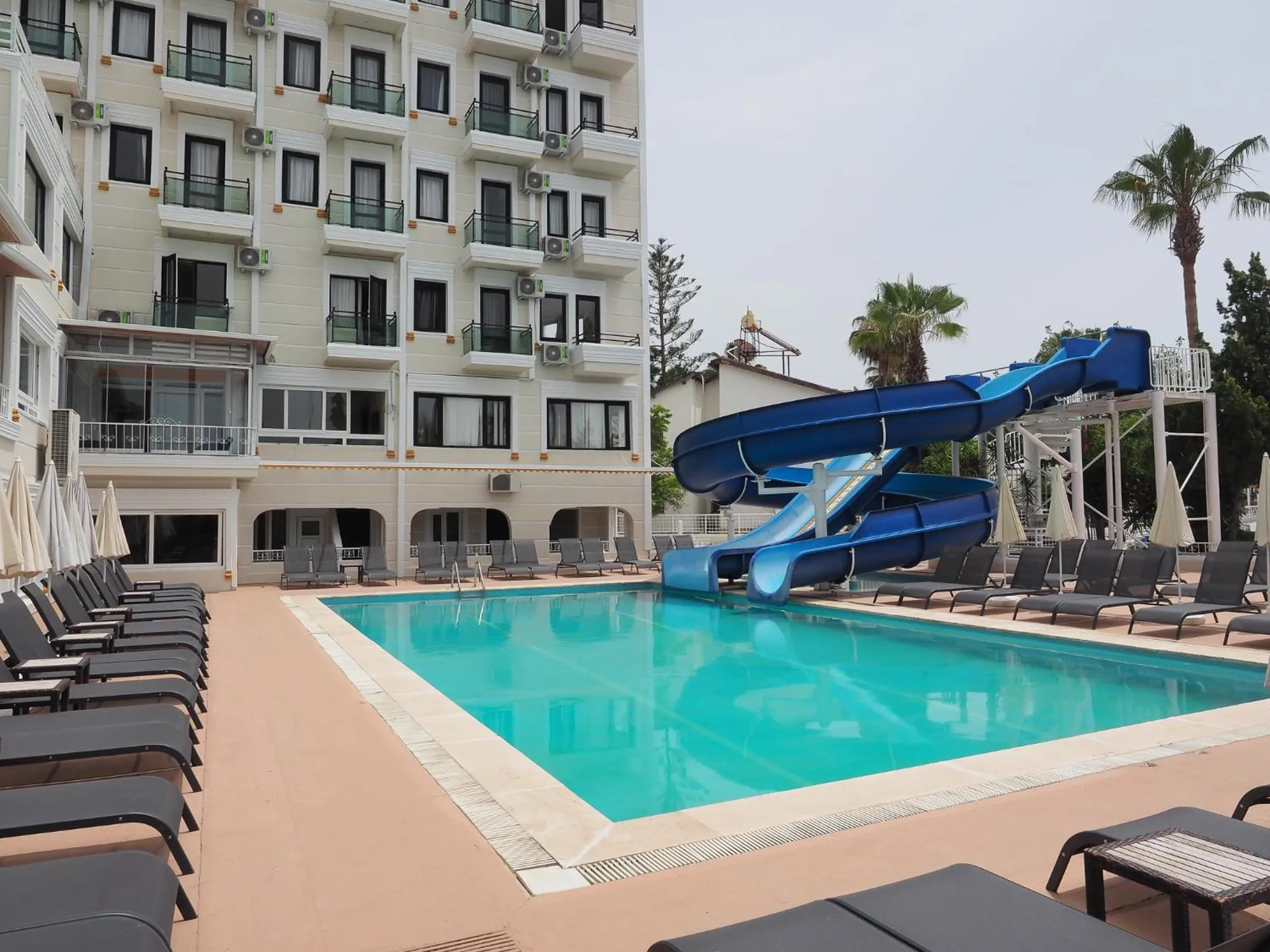 SUN FIRE BEACH Hotel