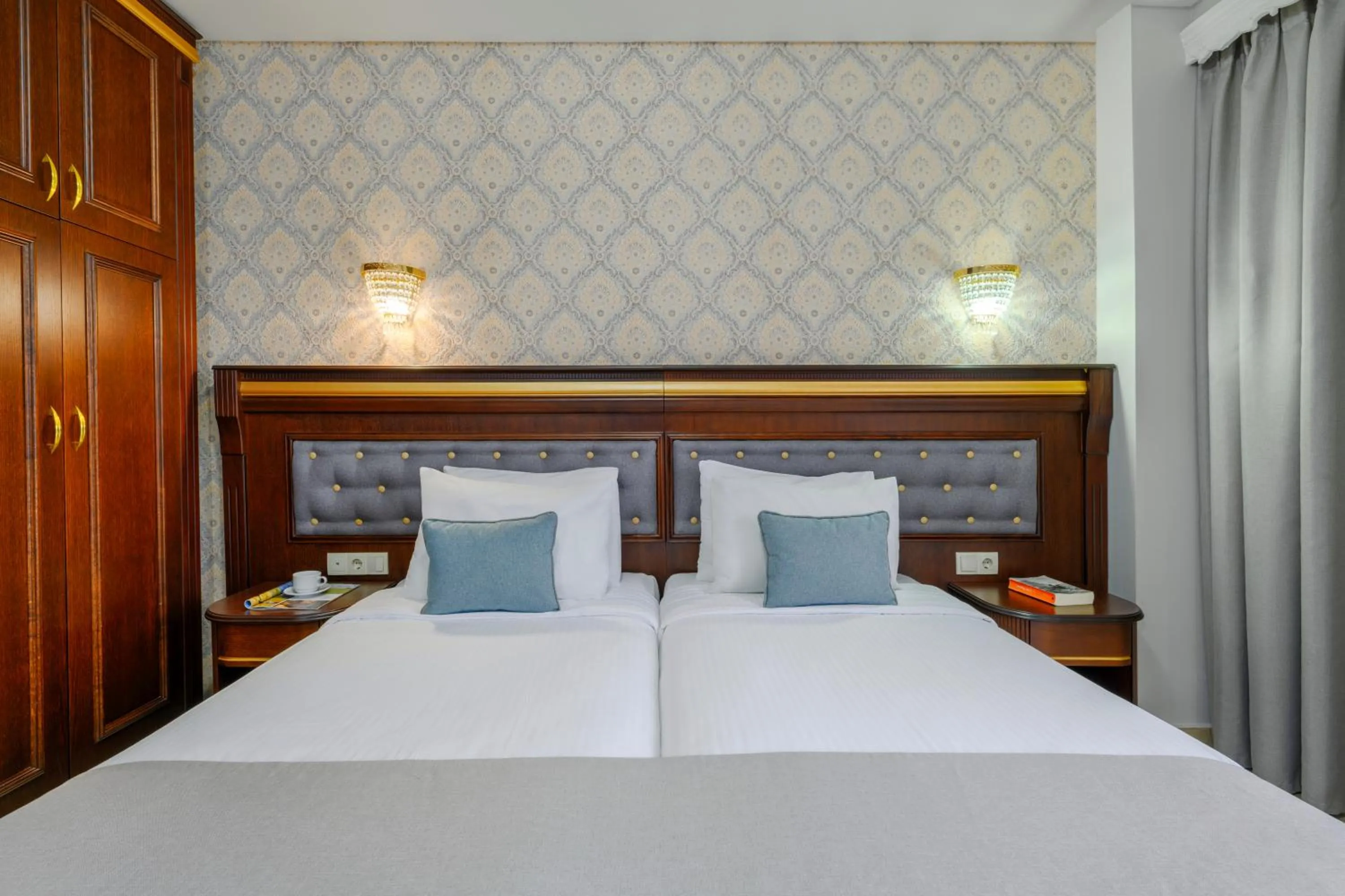 Bed in EONA BEACH RESORT by Greek Pride