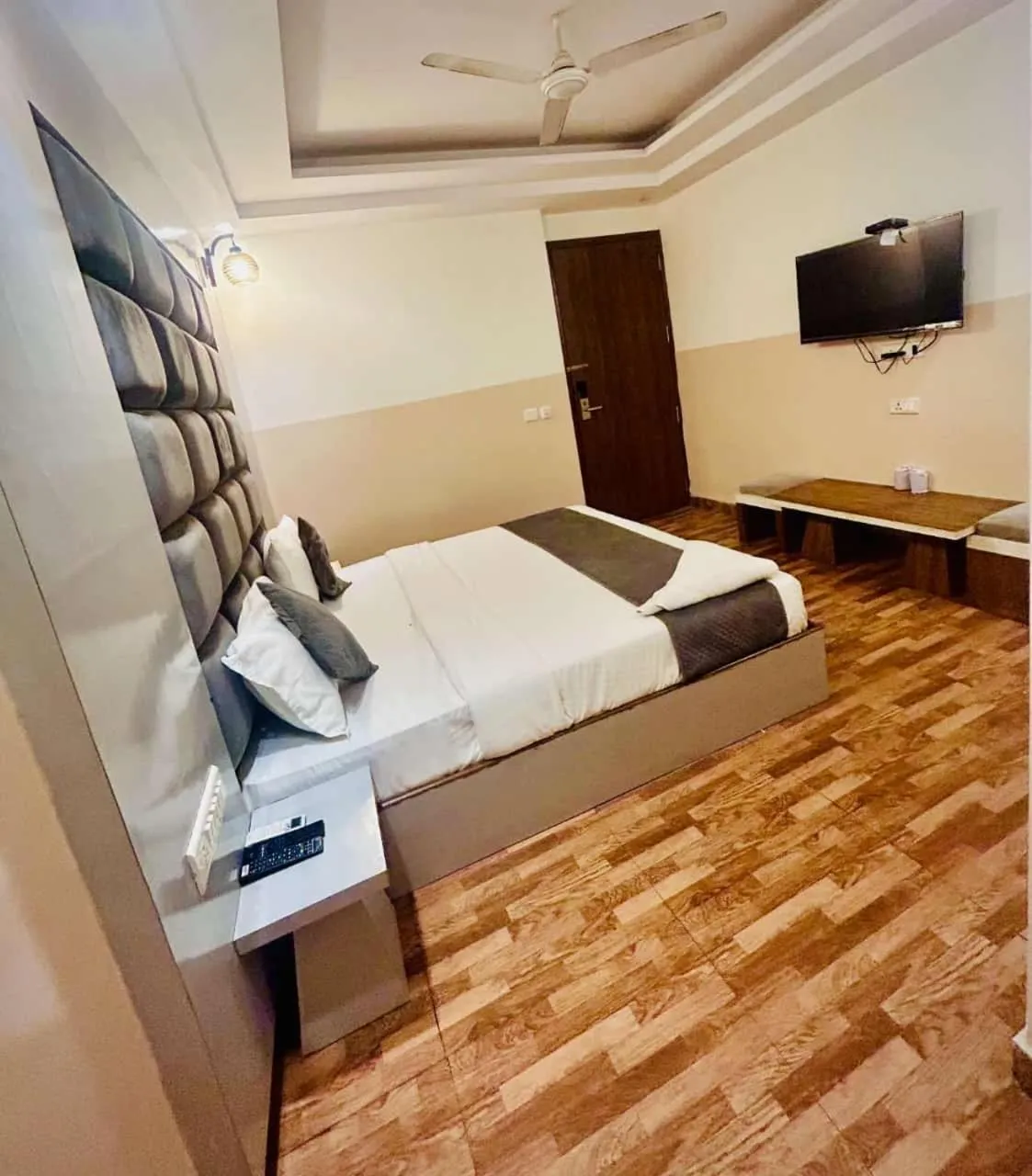 Bed in Hotel Airport City