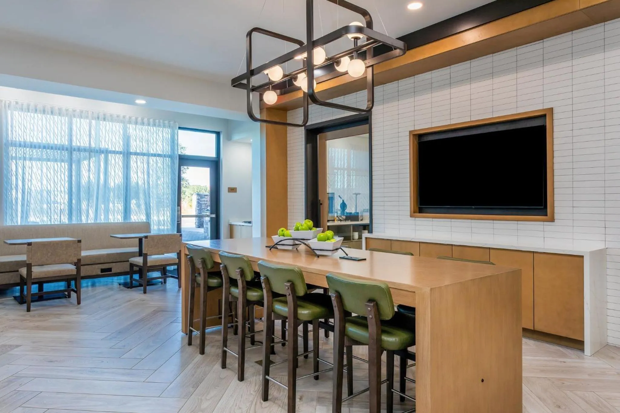 Restaurant/places to eat in Staybridge Suites Ocala-near Equestrian-Aquatics by IHG