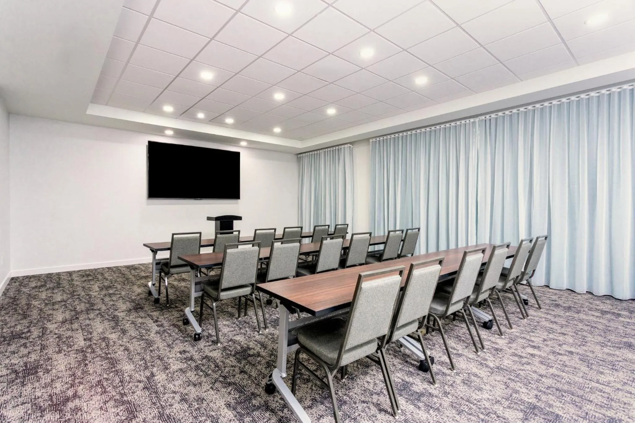 Meeting/conference room in Staybridge Suites Ocala-near Equestrian-Aquatics by IHG