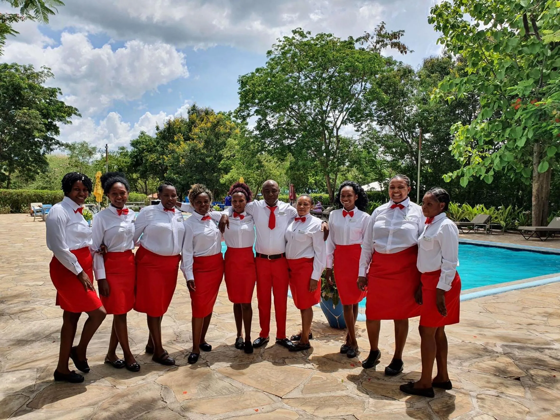 Restaurant/places to eat in Tan-Swiss Lodge