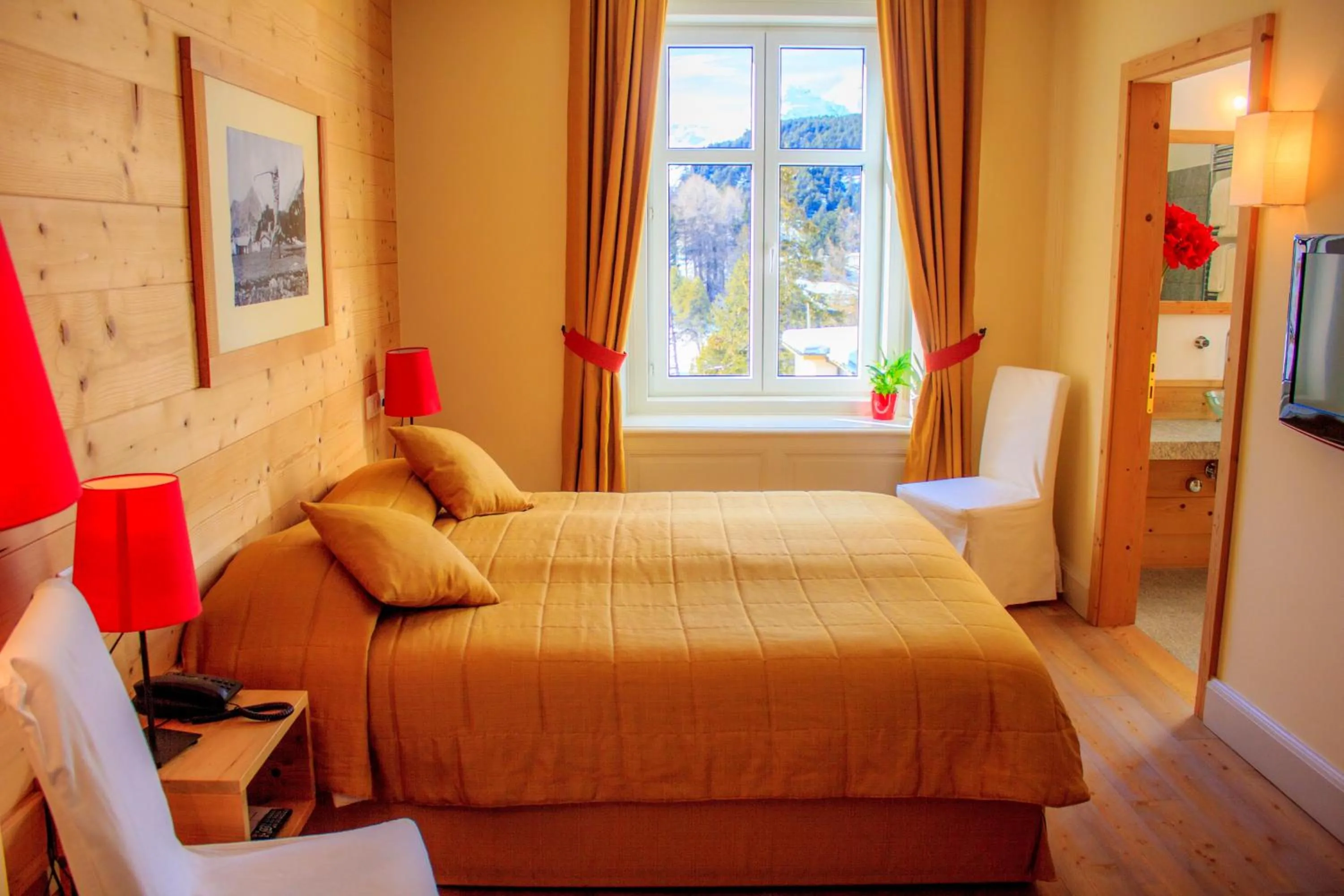 Bed in Maloja Palace Residence Engadin-St Moritz CO2-Neutral