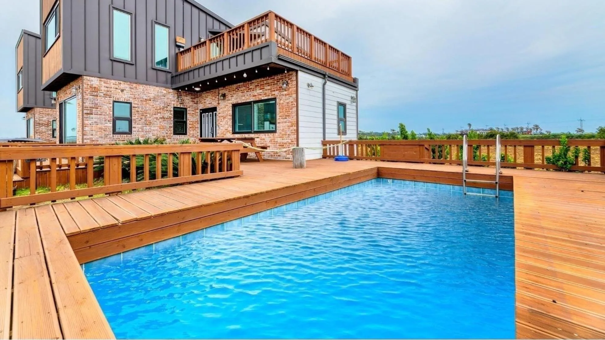 Property building in Jeju Jongdal Private Pension