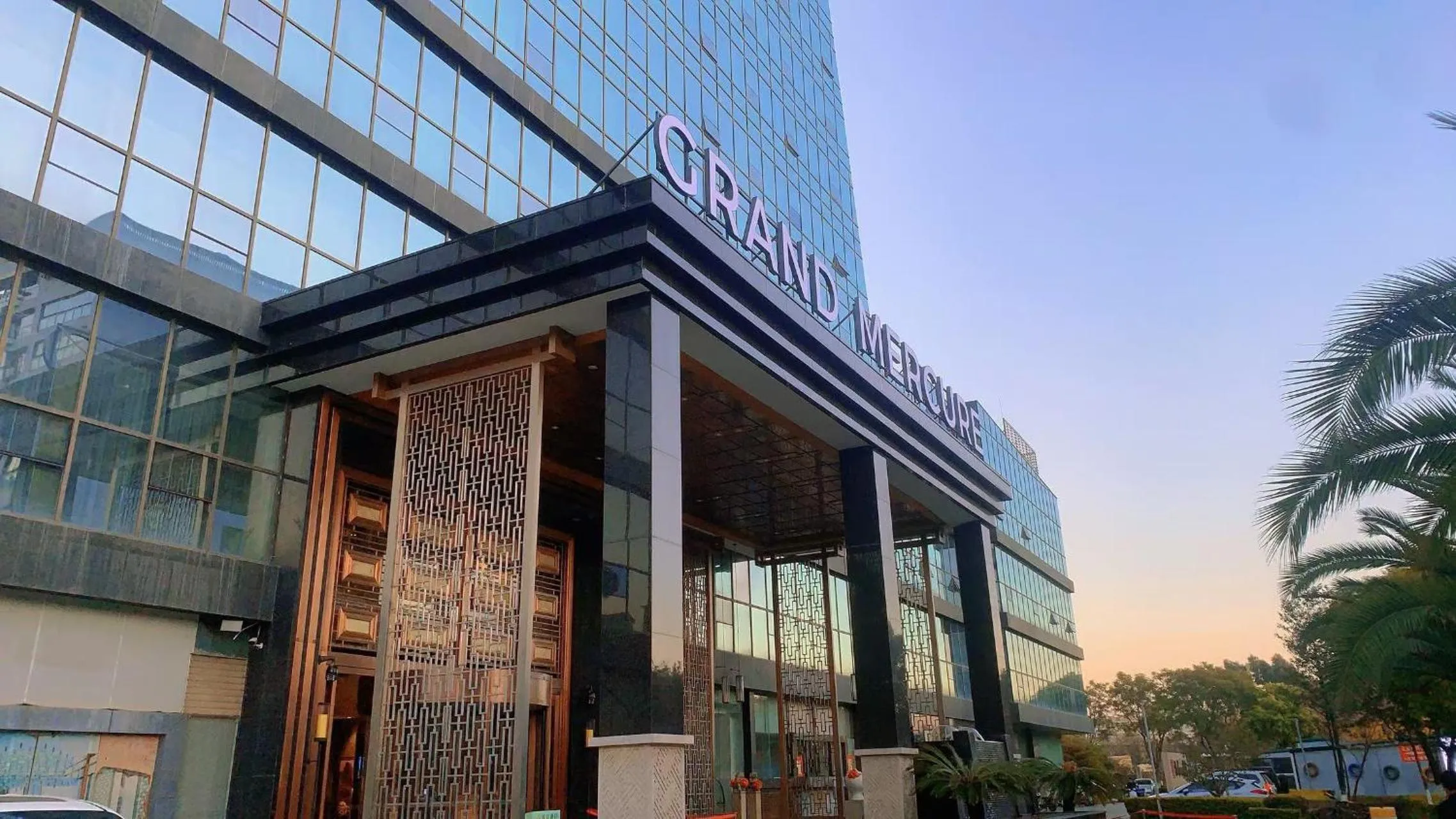 Property building in Grand Mercure Kunming South