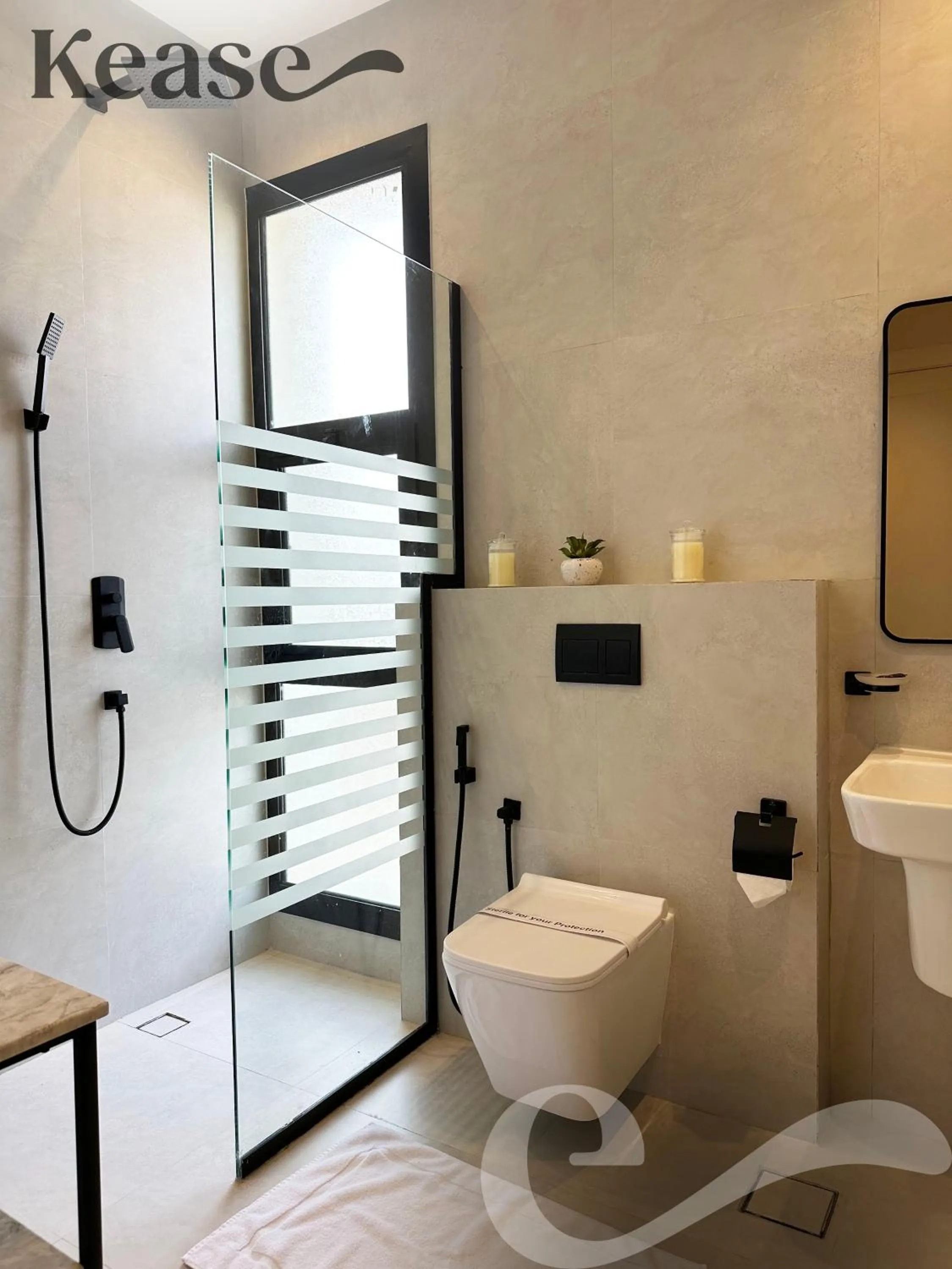 Shower in Kease Narjis A-12 Luxury Gold AX18