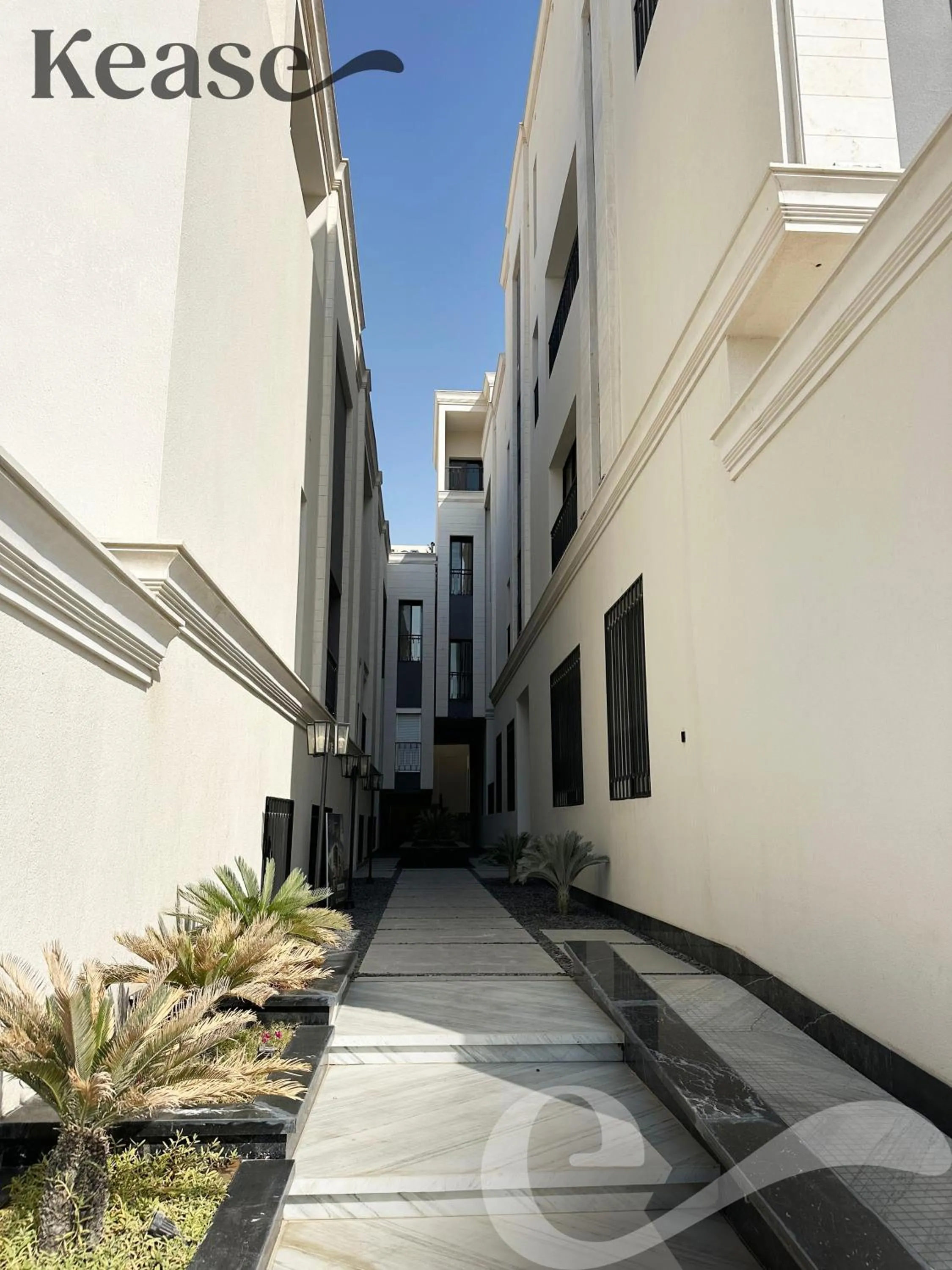 Property building in Kease Narjis A-12 Luxury Gold AX18