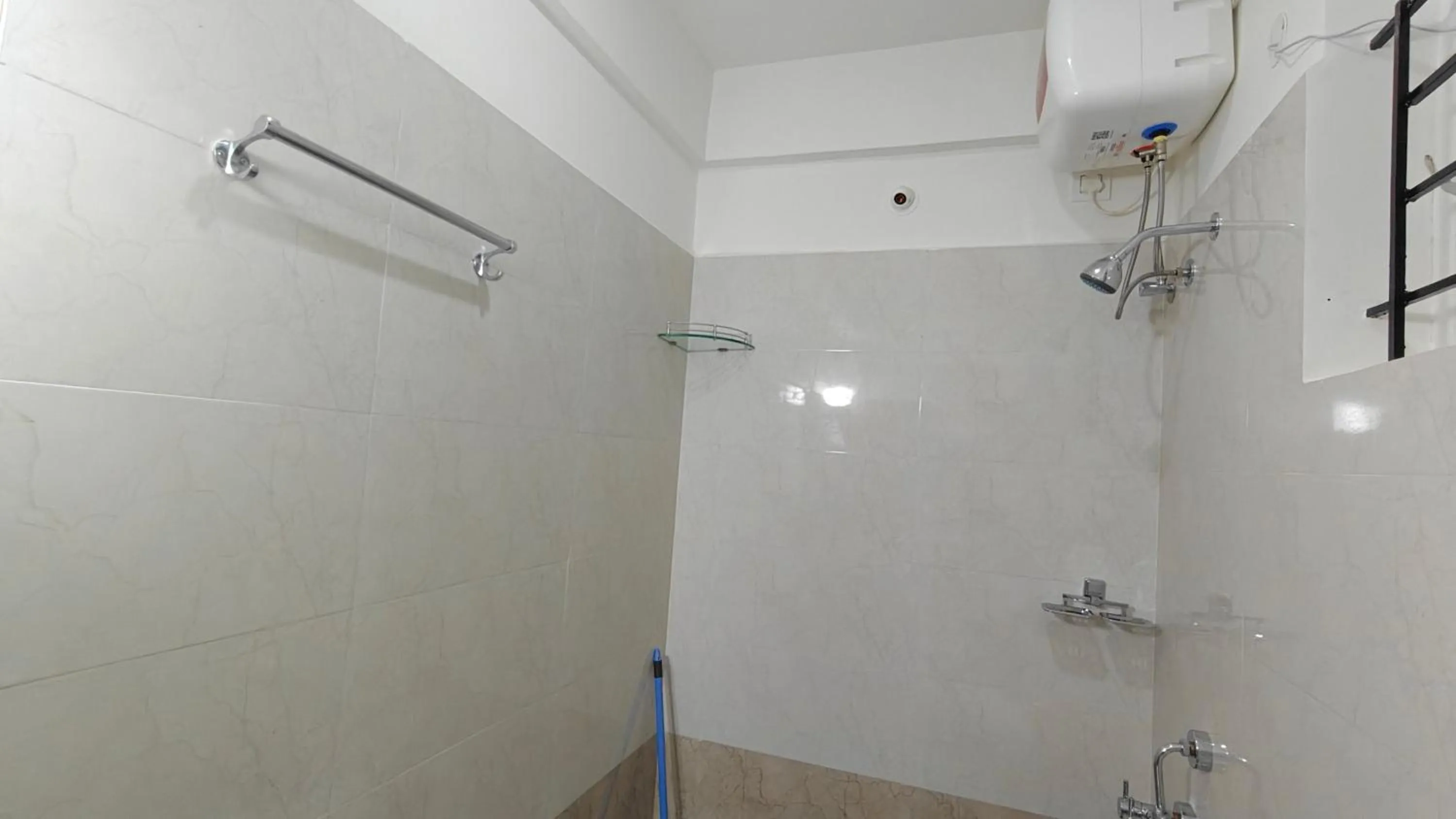 3 Home Tales (Brookefield)