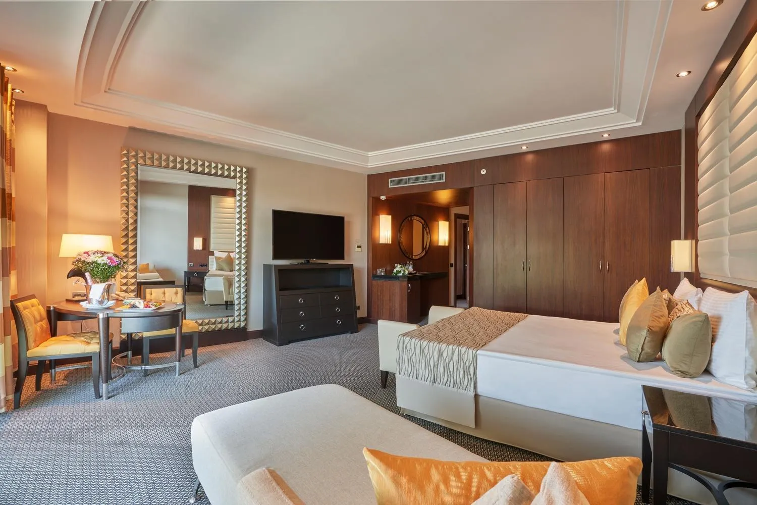 Bedroom in Calista Luxury Resort