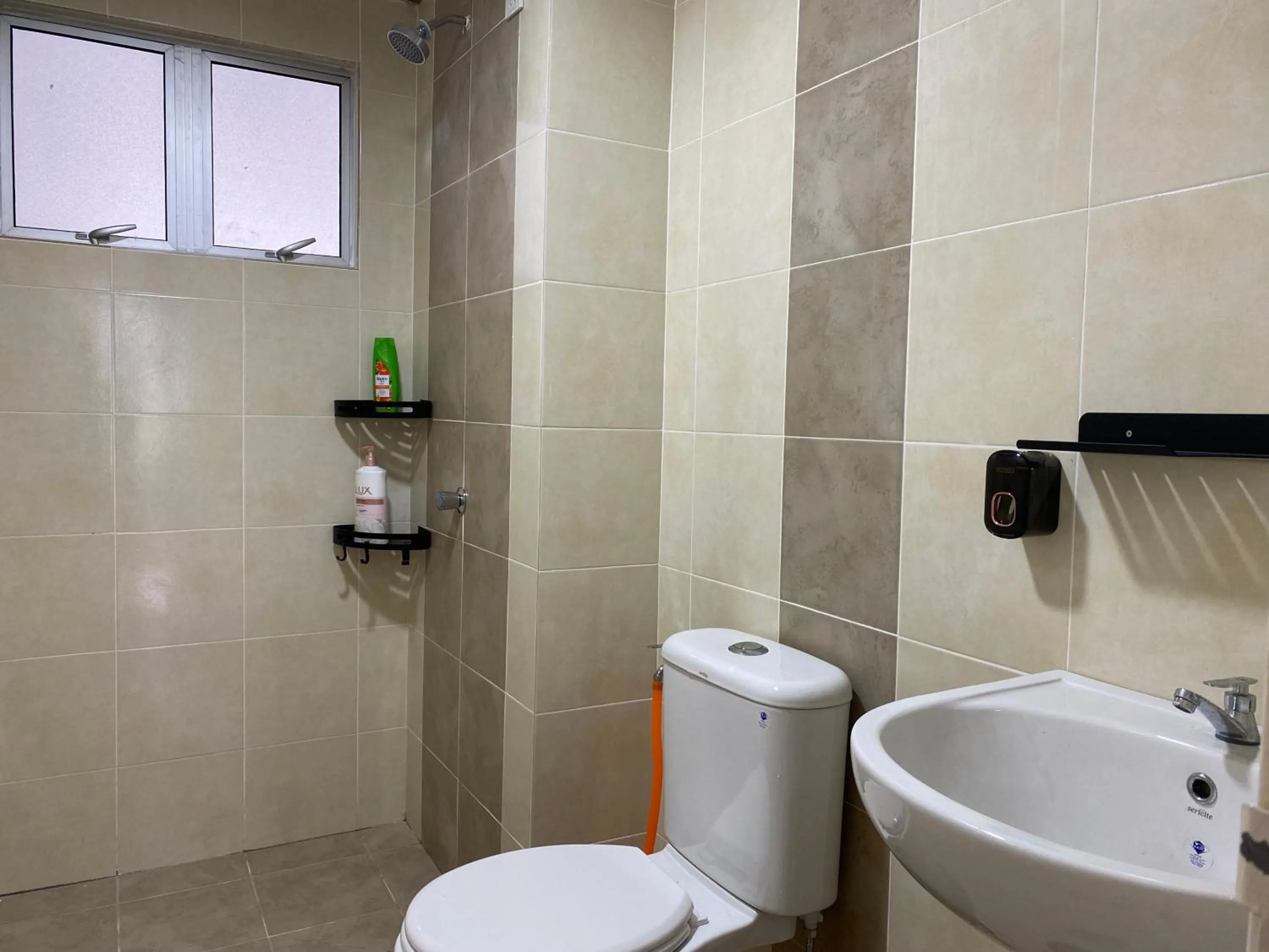 Bathroom in Tulis Thooleep Homestay