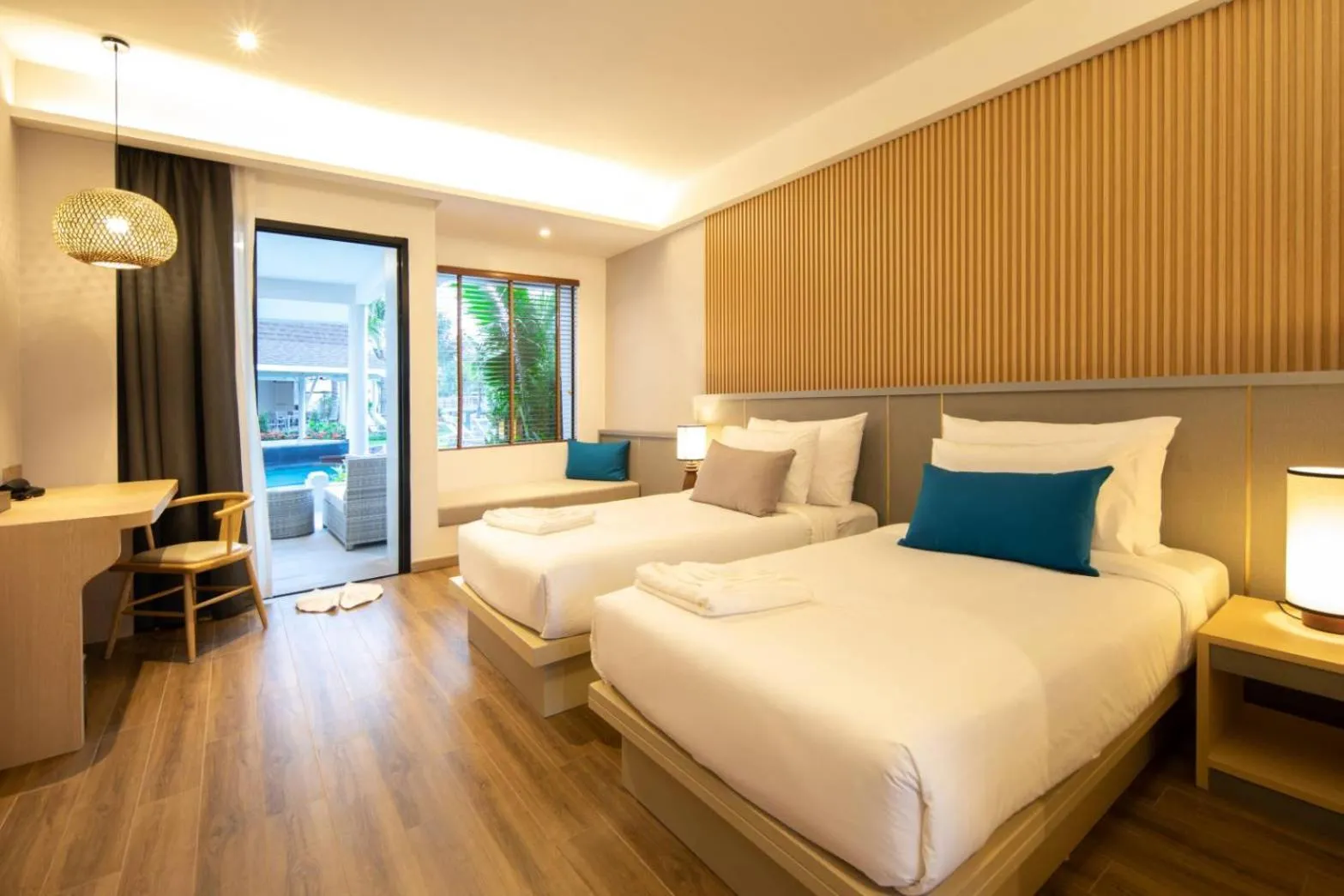 Photo of the whole room, Bed in Lalynn Resort & Villas, Phuket