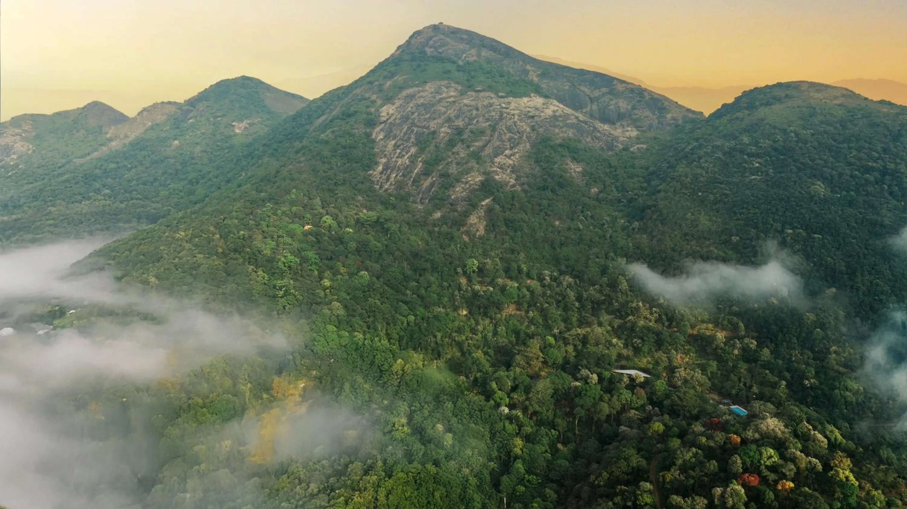 Bird's eye view in Ela Luxury Stay