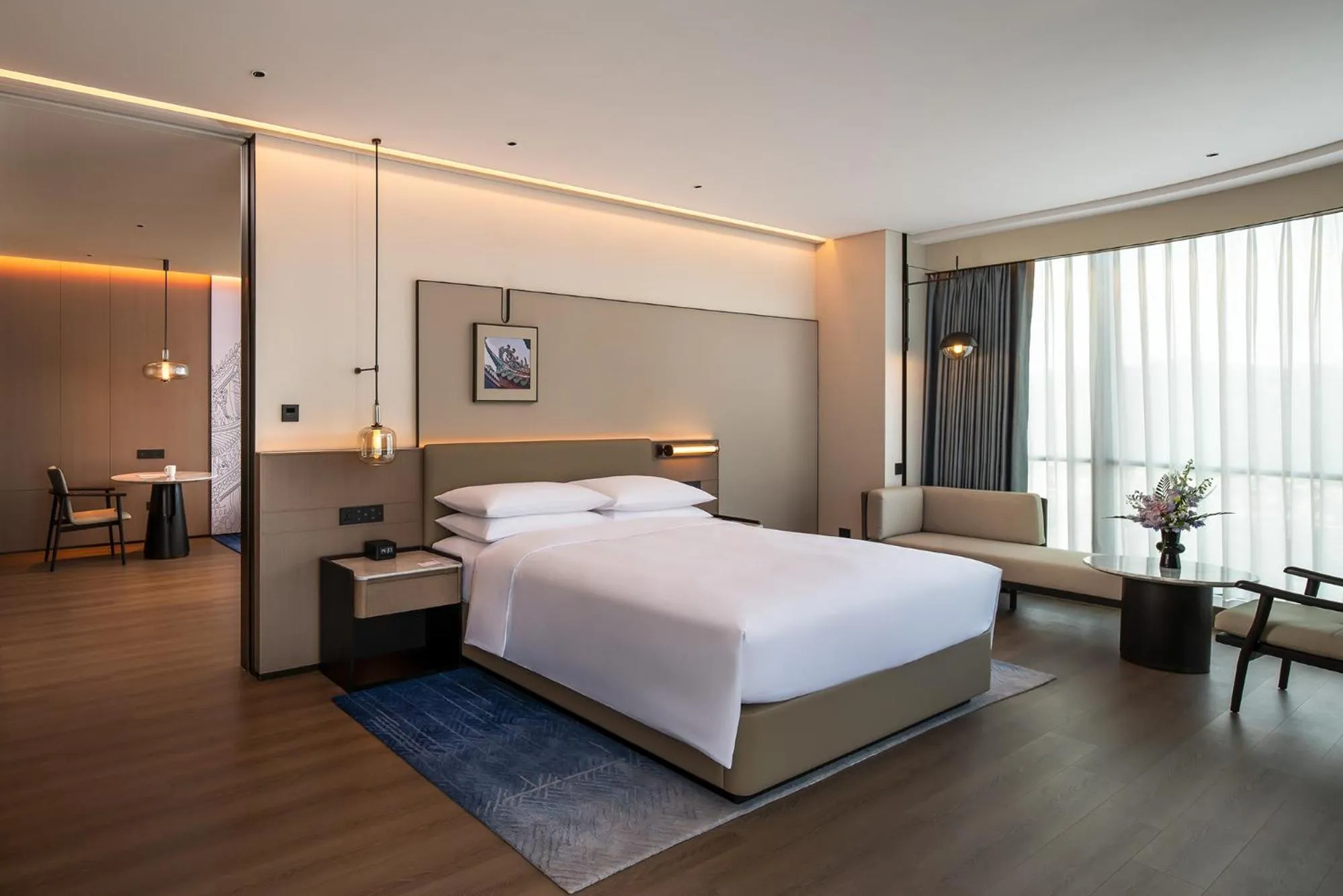 Bed in Jieyang Marriott Hotel