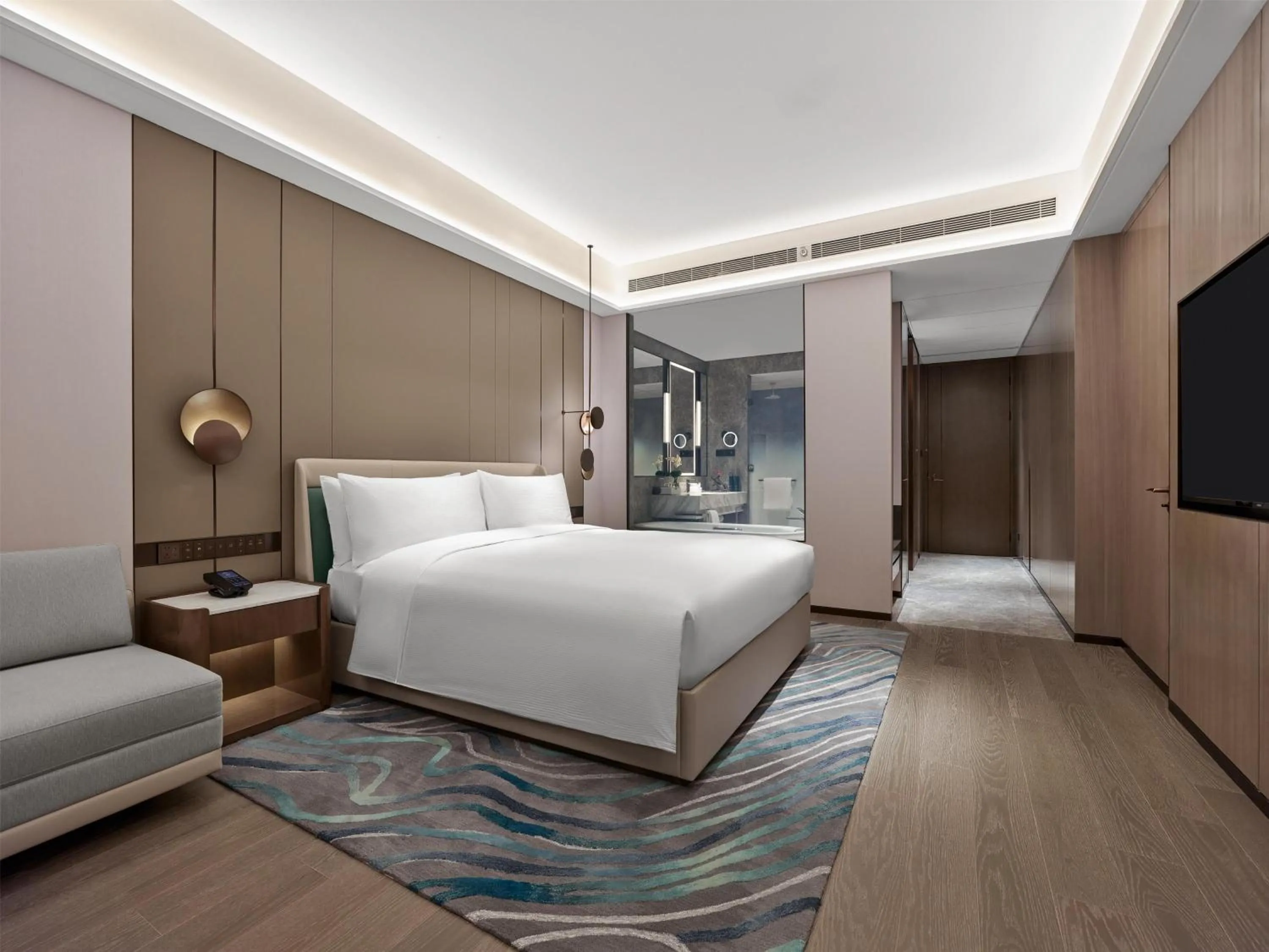 Bed in Hilton Shanghai Greater Hongqiao