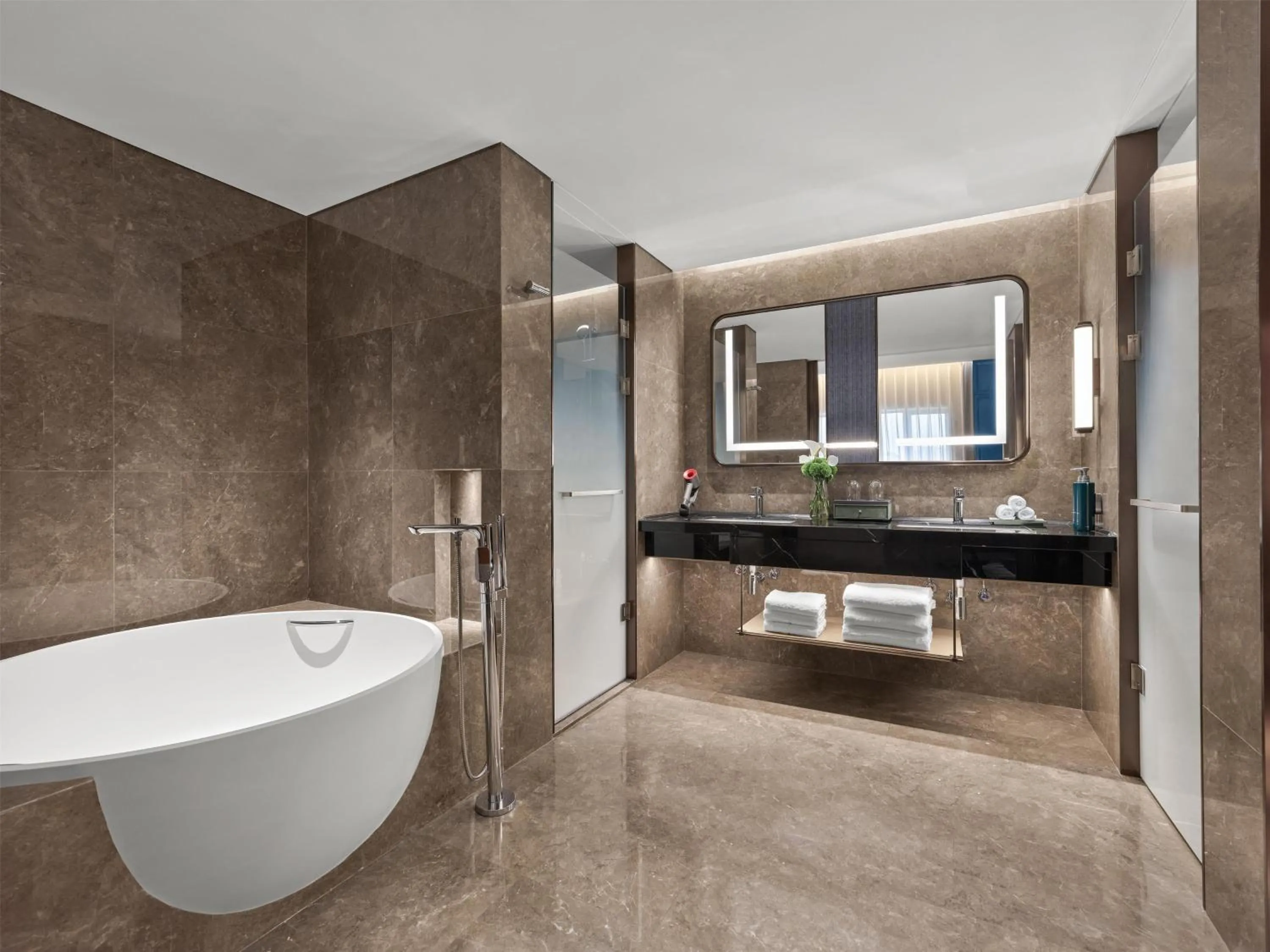 Bathroom in Hilton Shanghai Greater Hongqiao