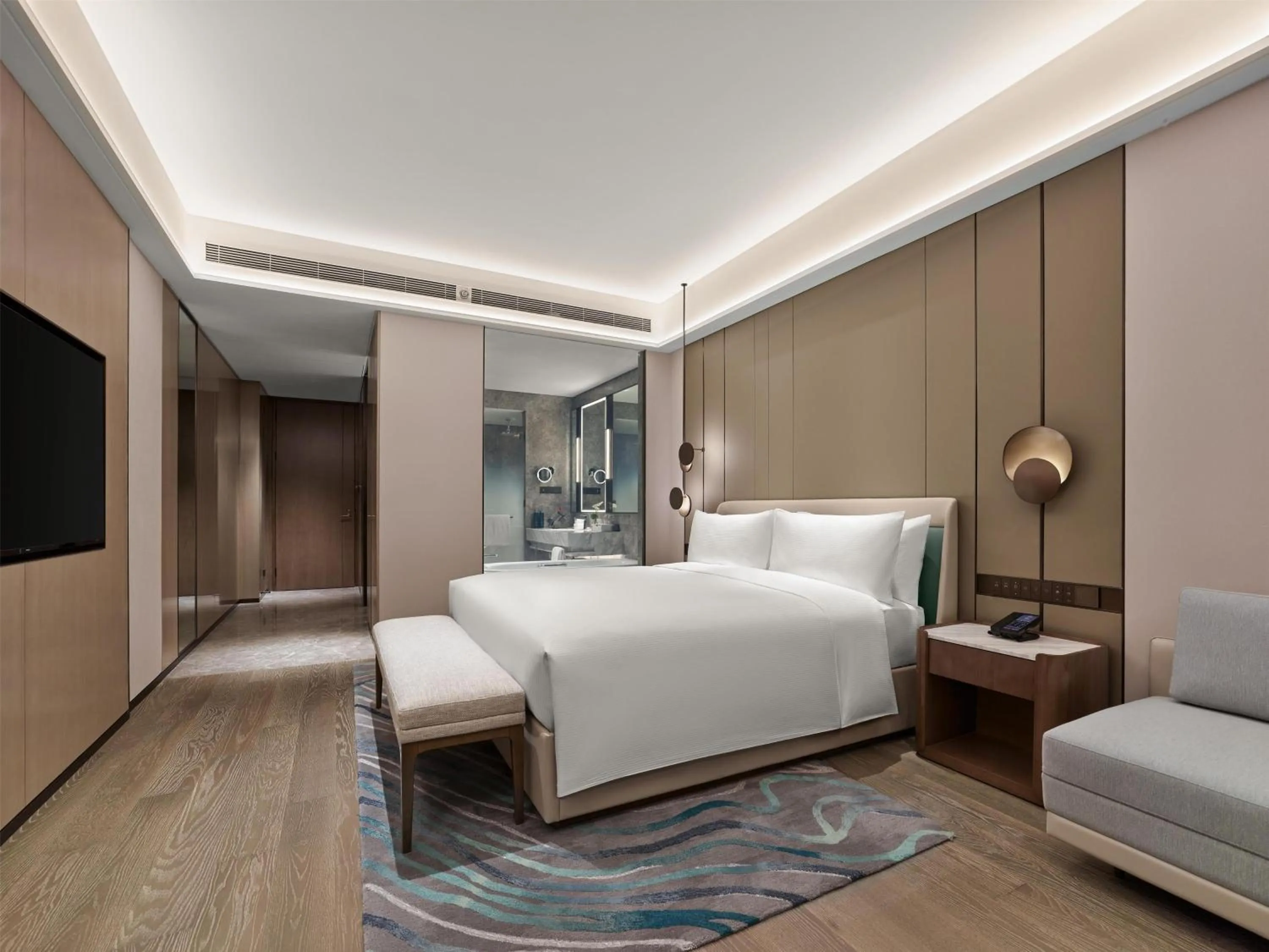 Bed in Hilton Shanghai Greater Hongqiao