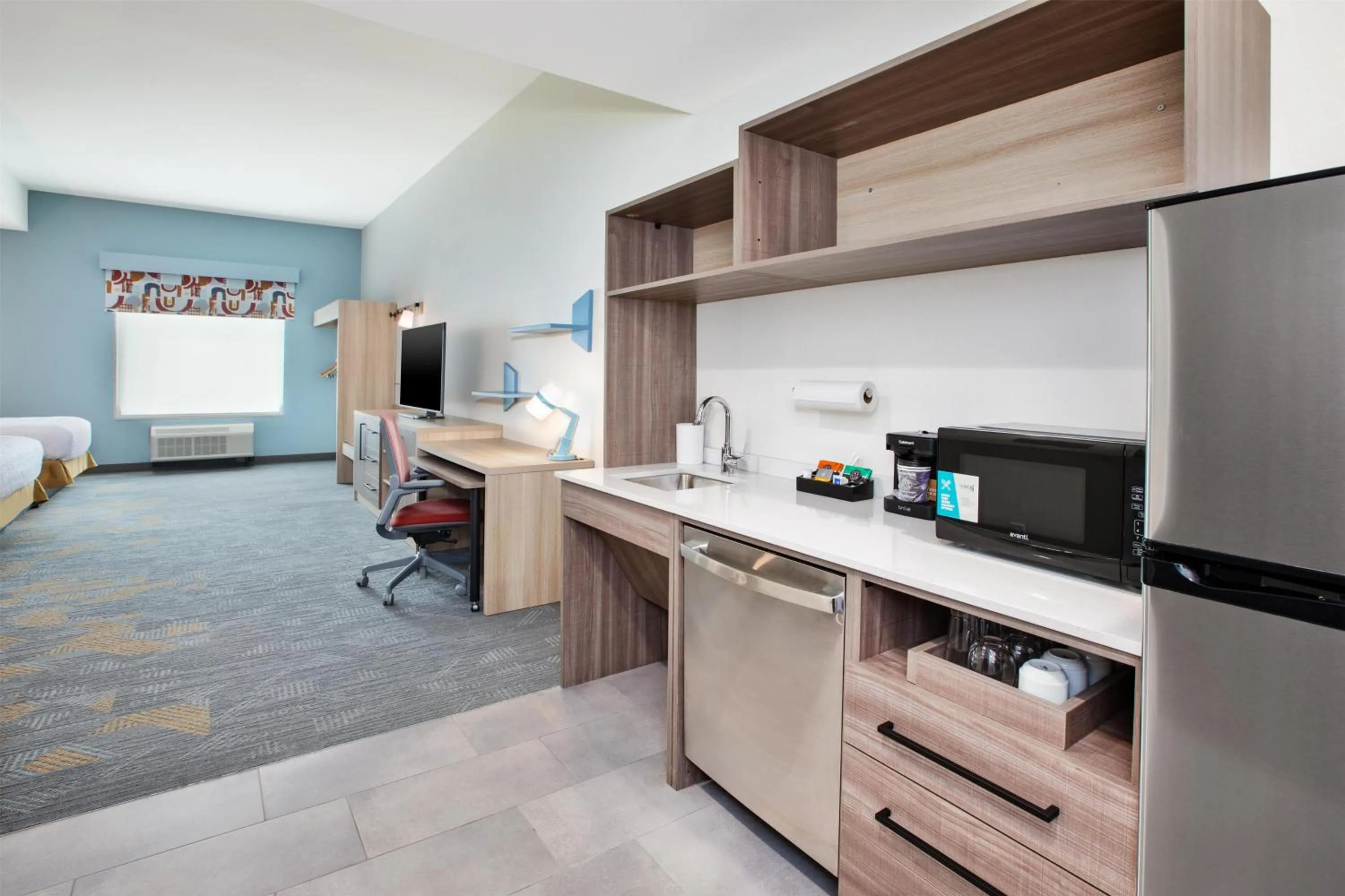 Bedroom in Home2 Suites By Hilton Traverse City